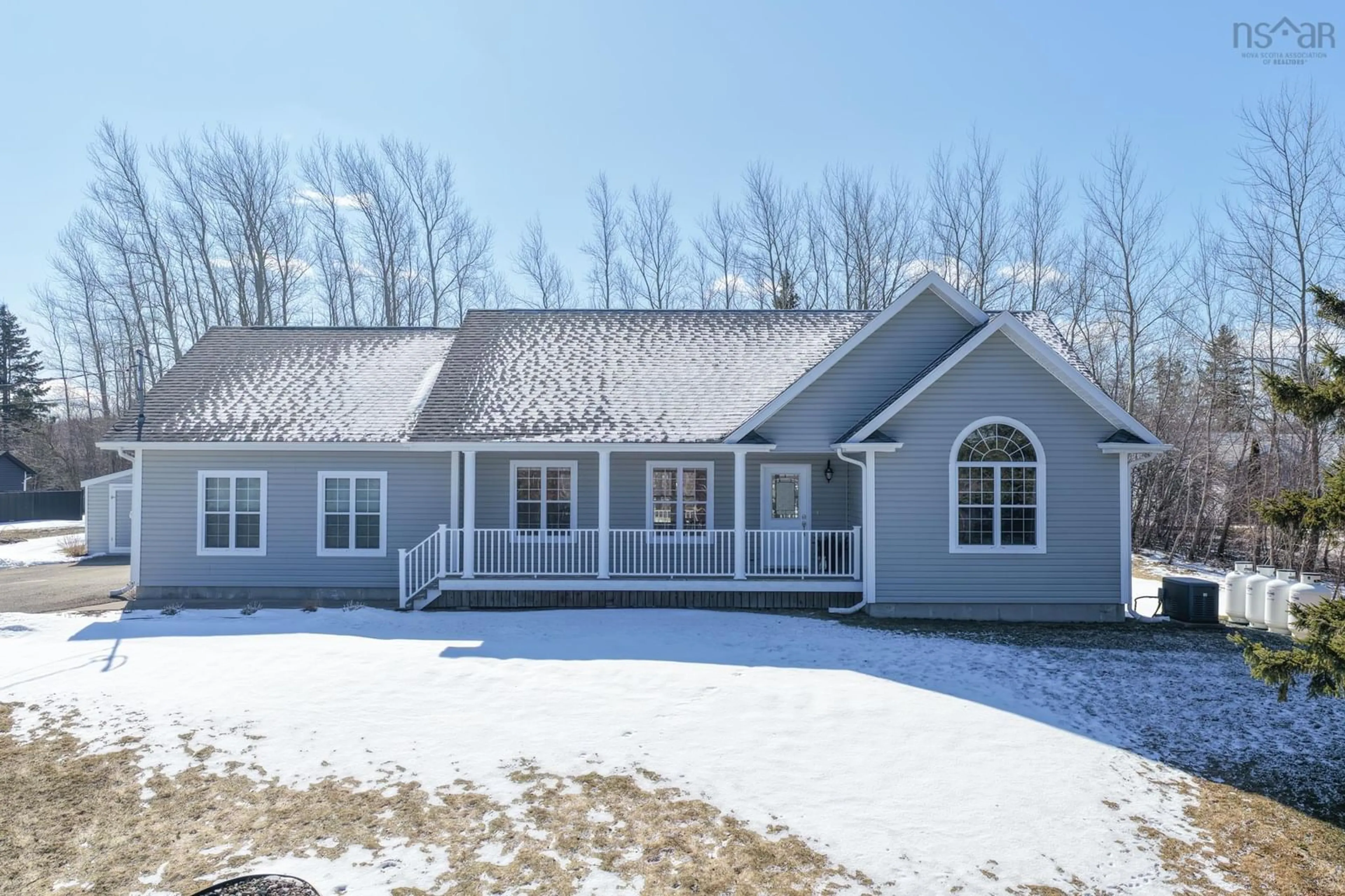 Home with vinyl exterior material, unknown for 24 Hampton Dr, Sydney River Nova Scotia B1L 0A1