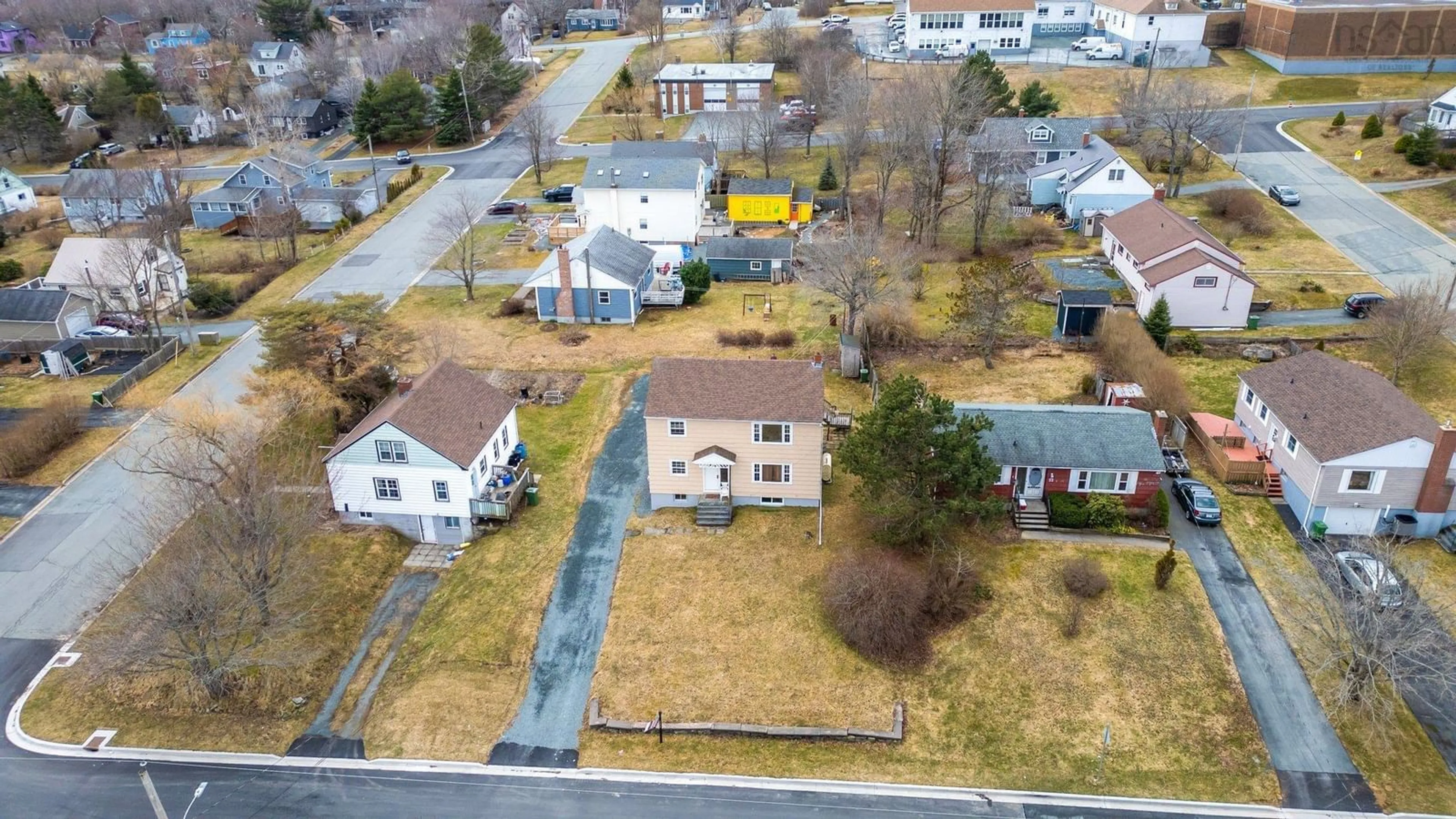 A pic from outside/outdoor area/front of a property/back of a property/a pic from drone, street for 50 Raymond St, Dartmouth Nova Scotia B2X 1B9