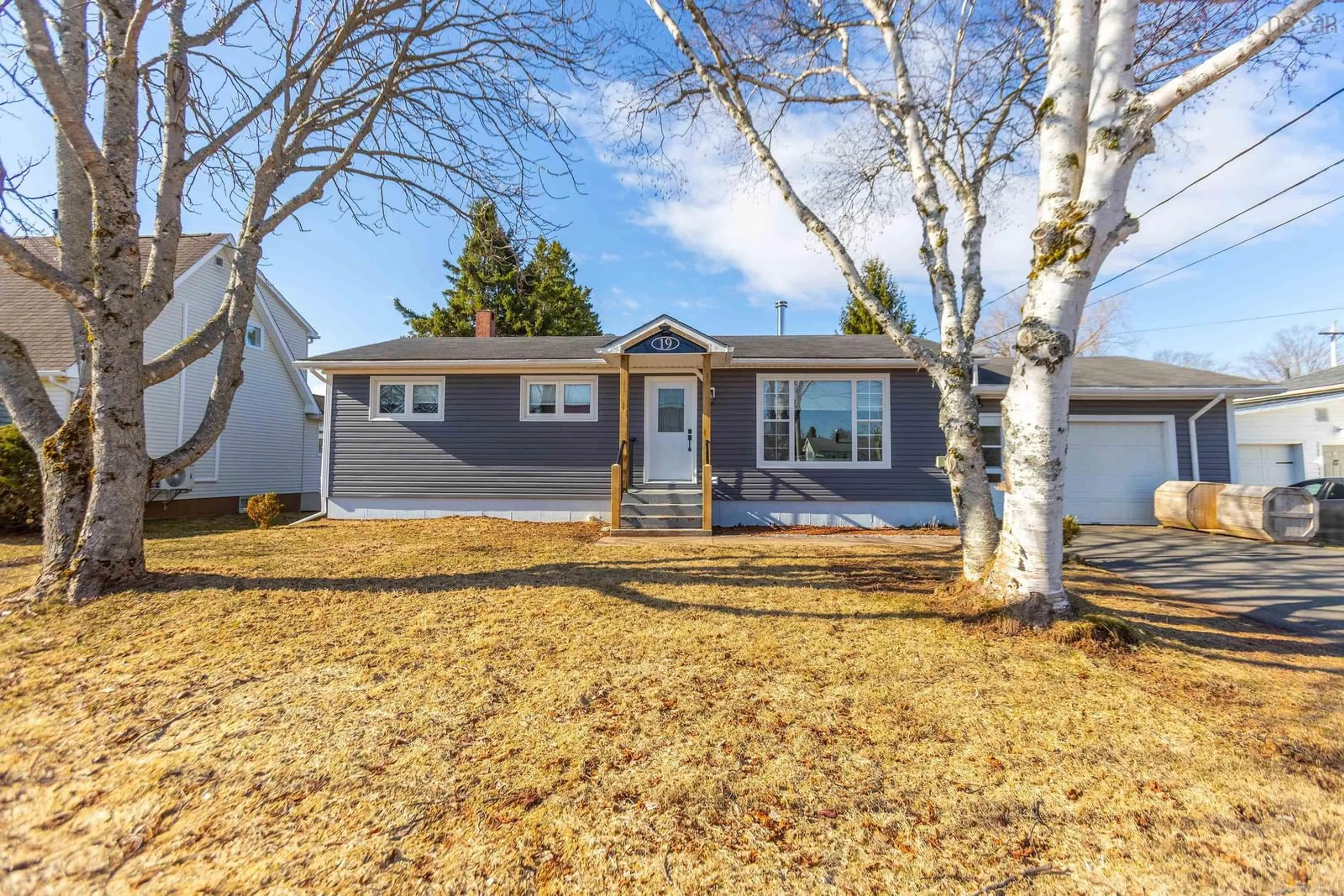 Home with vinyl exterior material, street for 19 Boylston Ave, Amherst Nova Scotia B4H 3W9