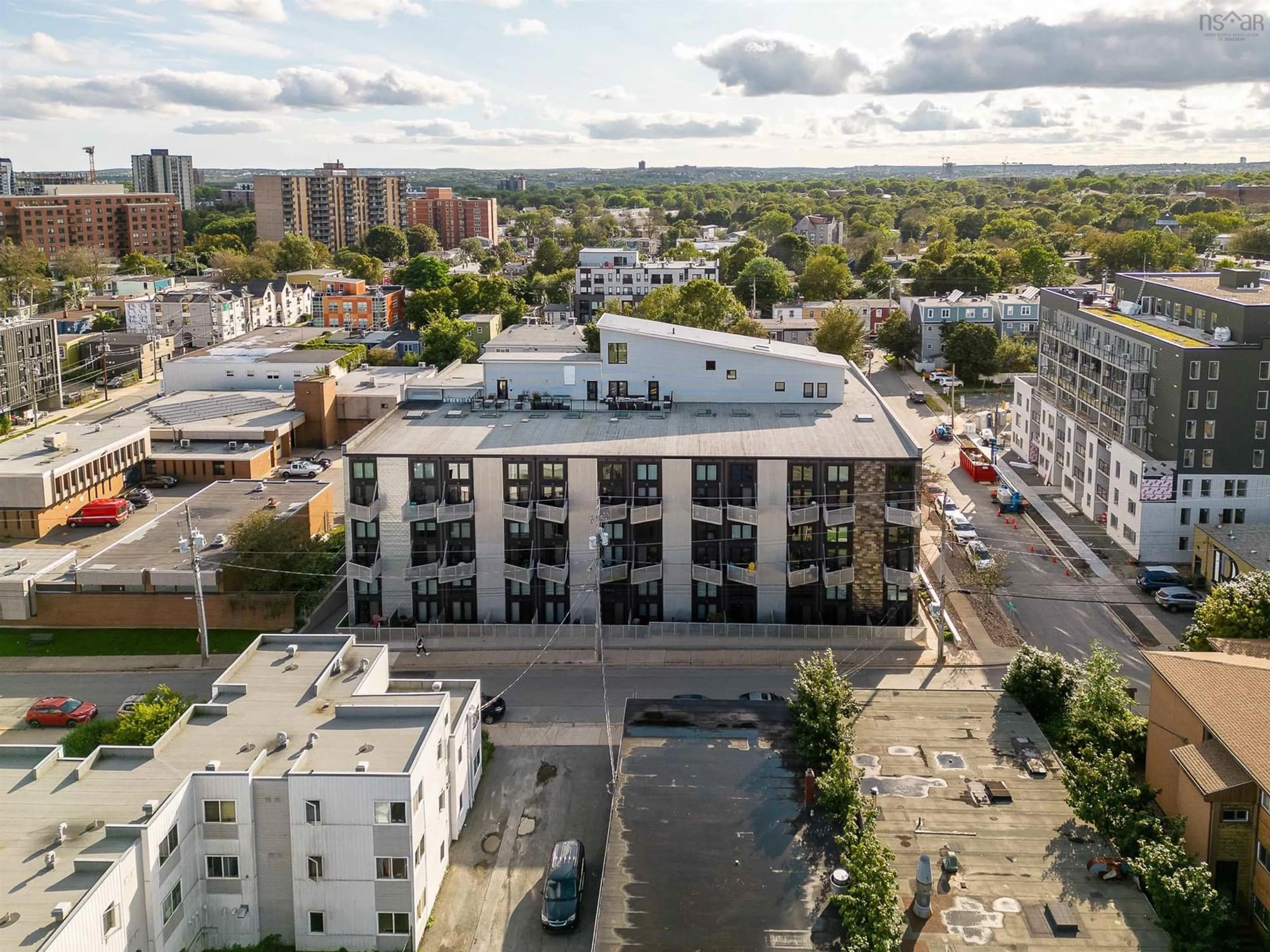 A pic from outside/outdoor area/front of a property/back of a property/a pic from drone, city buildings view from balcony for 5662 Roberts St #118, Halifax Nova Scotia B3K 0E3
