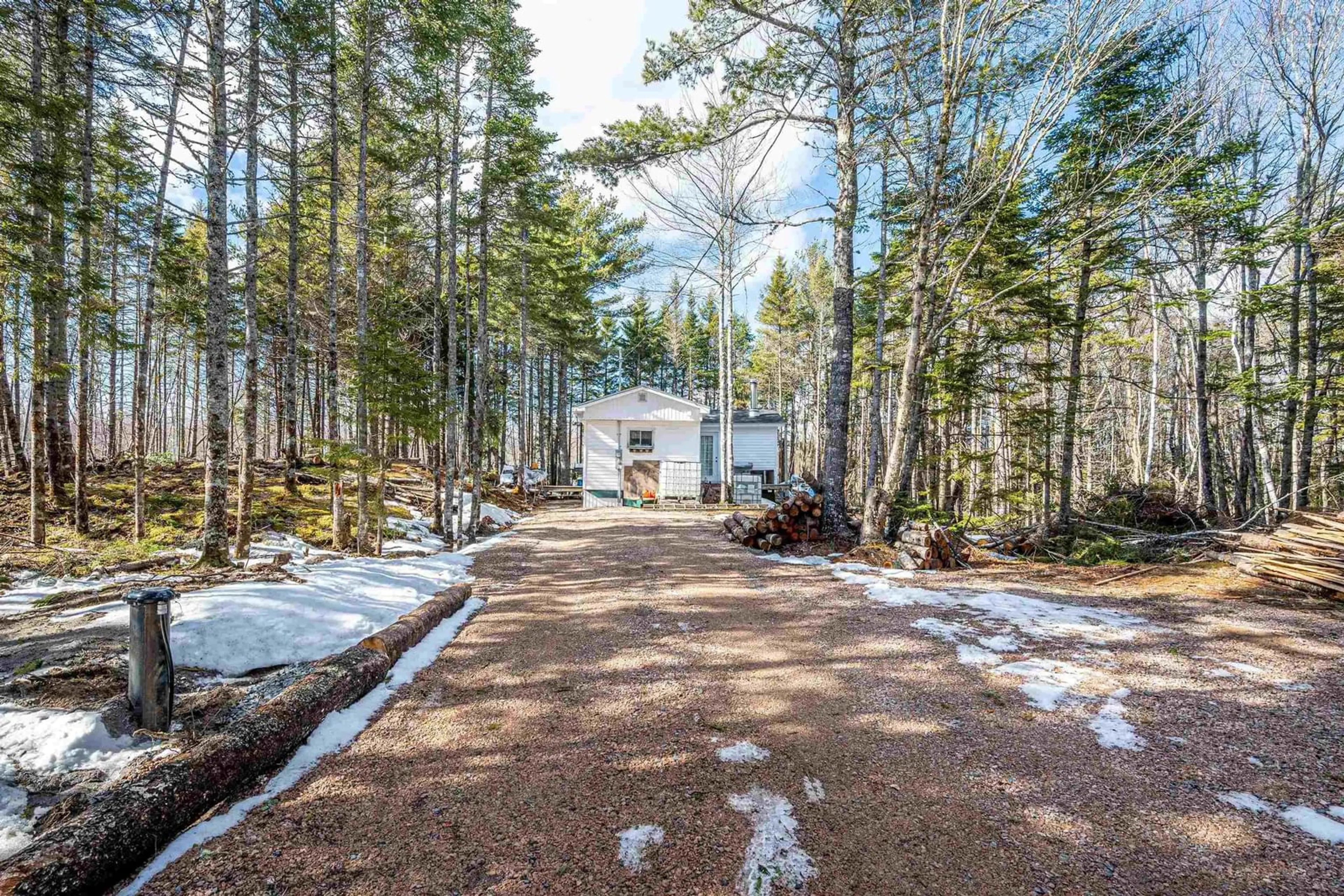 Unknown for 97 Middle Lake North Rd, Vaughan Nova Scotia B0N 2T0