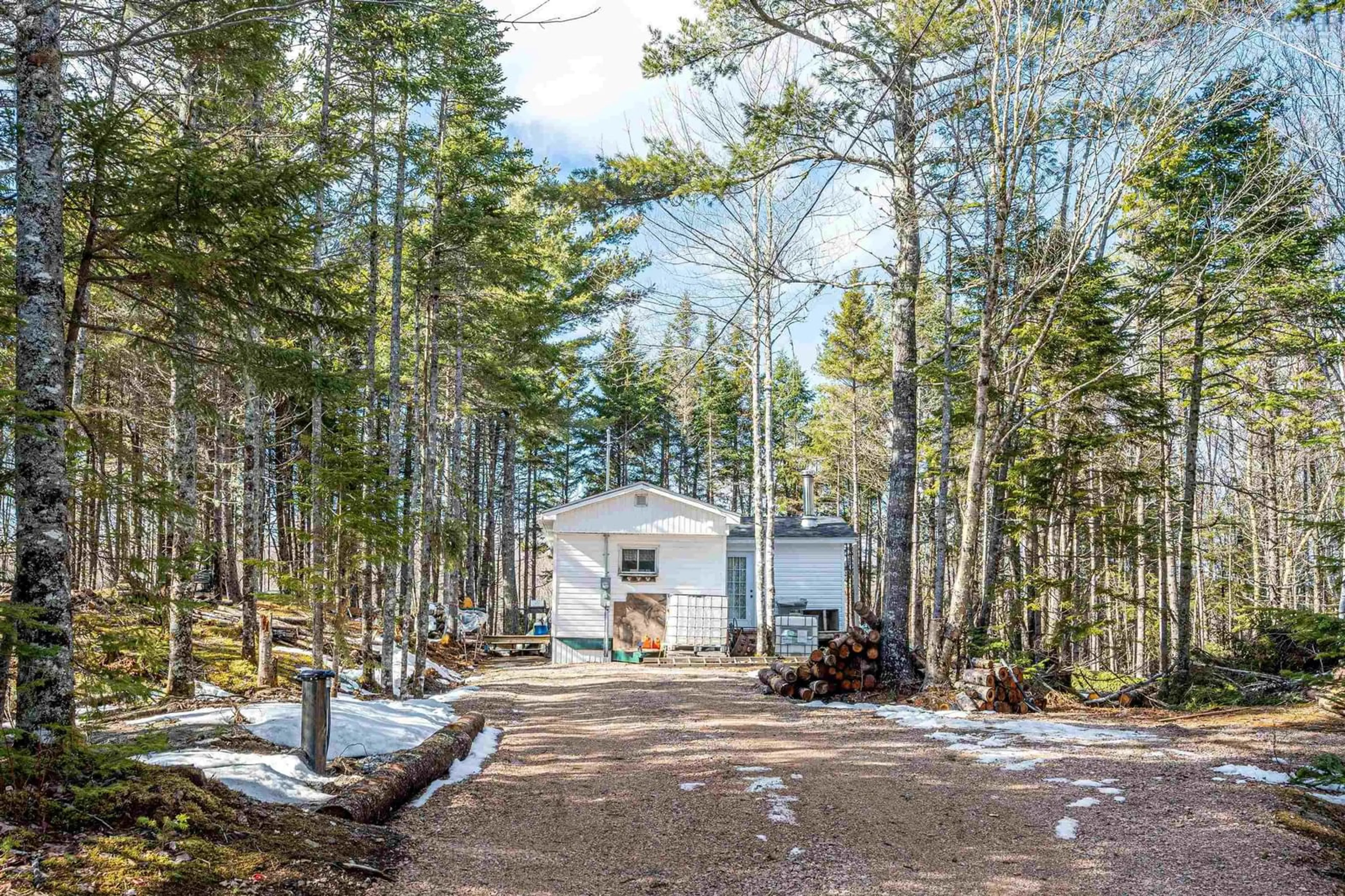 Unknown for 97 Middle Lake North Rd, Vaughan Nova Scotia B0N 2T0