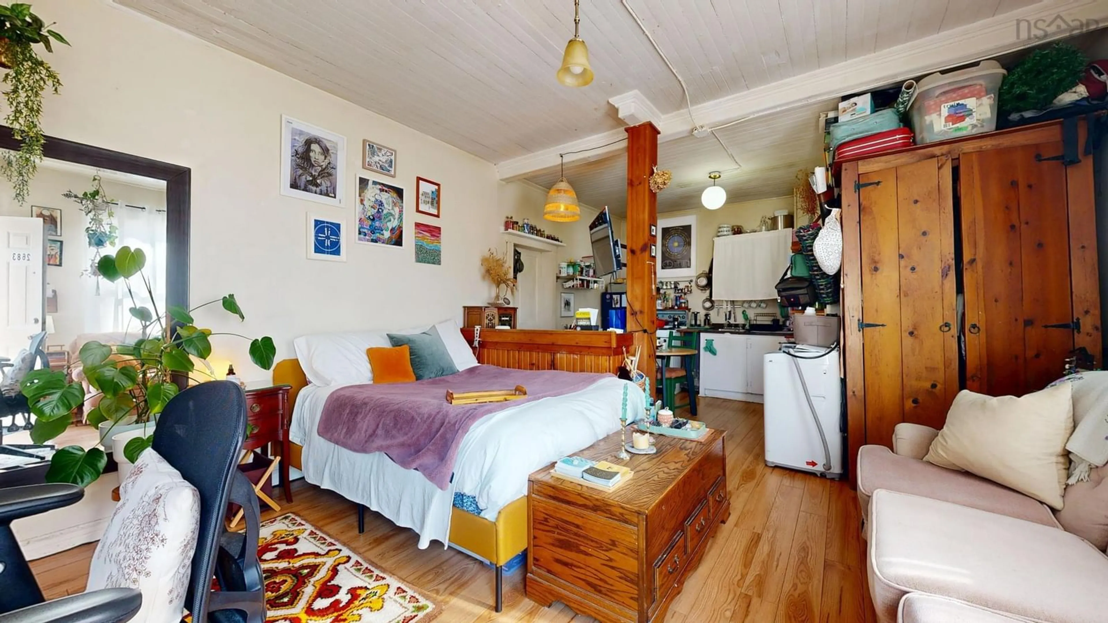 A pic of a room for 2683-2687 Fuller Terr, Halifax Peninsula Nova Scotia B3K 3V9