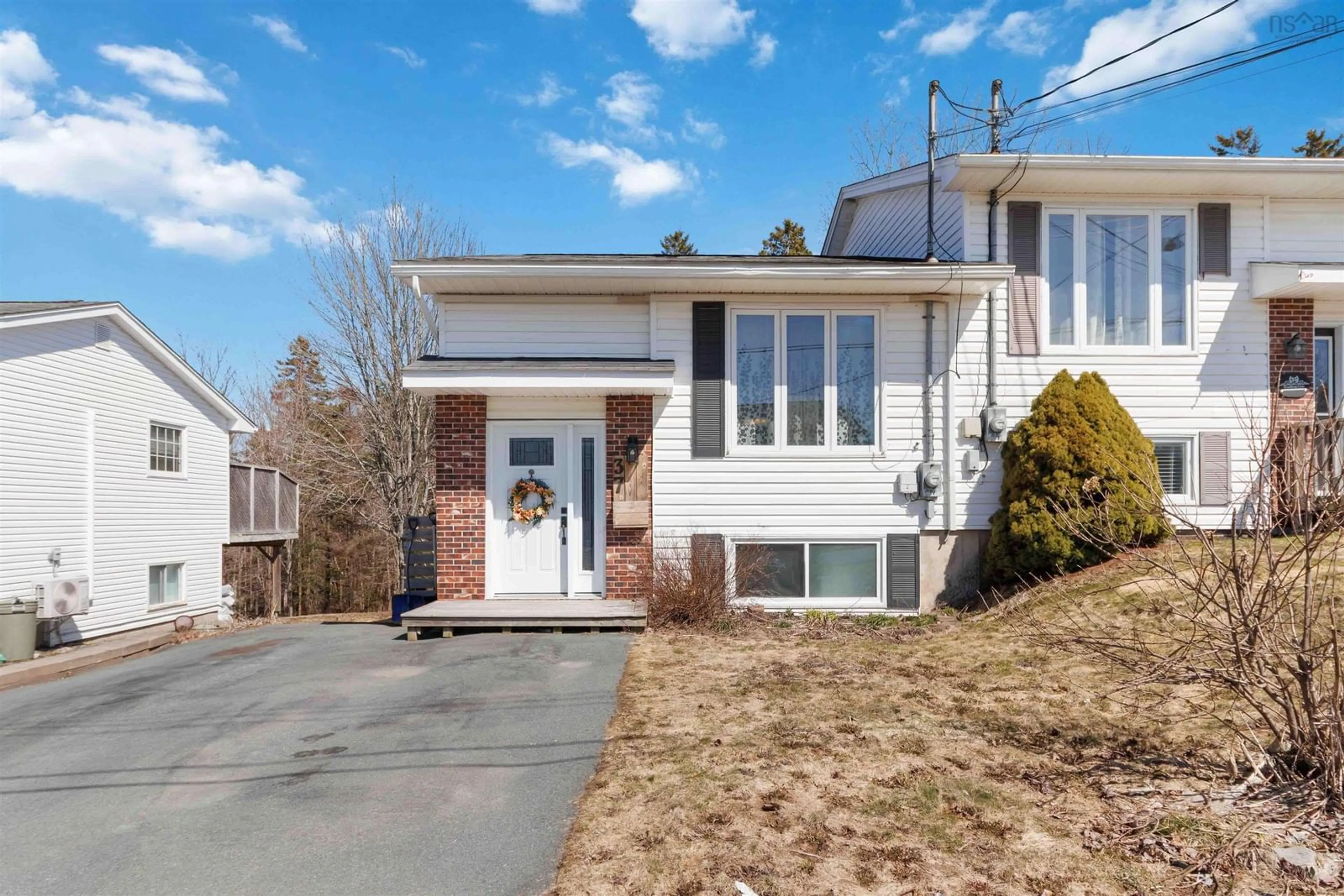 Home with vinyl exterior material, street for 37 Kindling Cres, Middle Sackville Nova Scotia B4E 2V2