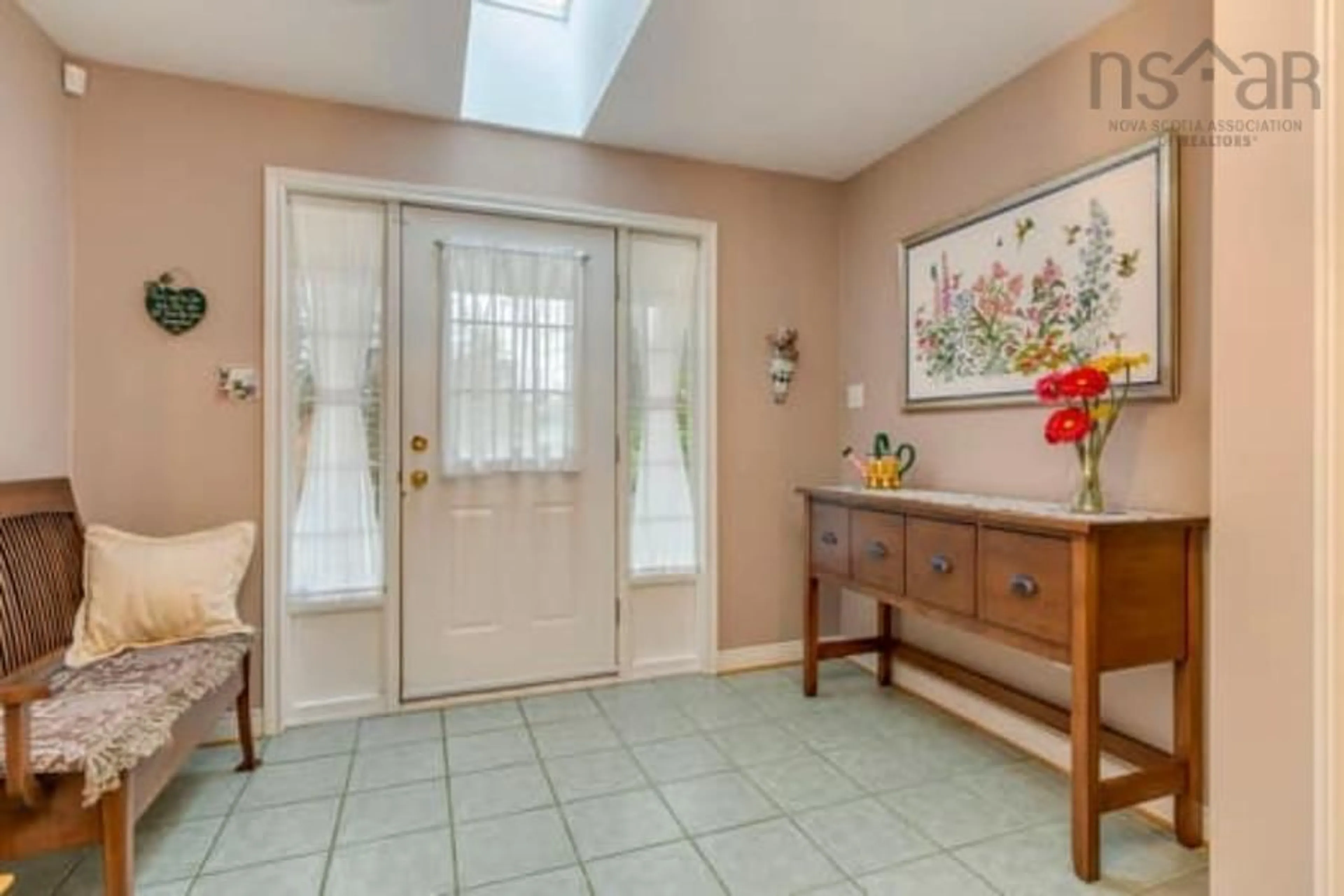 Indoor entryway for 16 Sherwood Dr, Stillwater Lake Nova Scotia B3Z 1G9