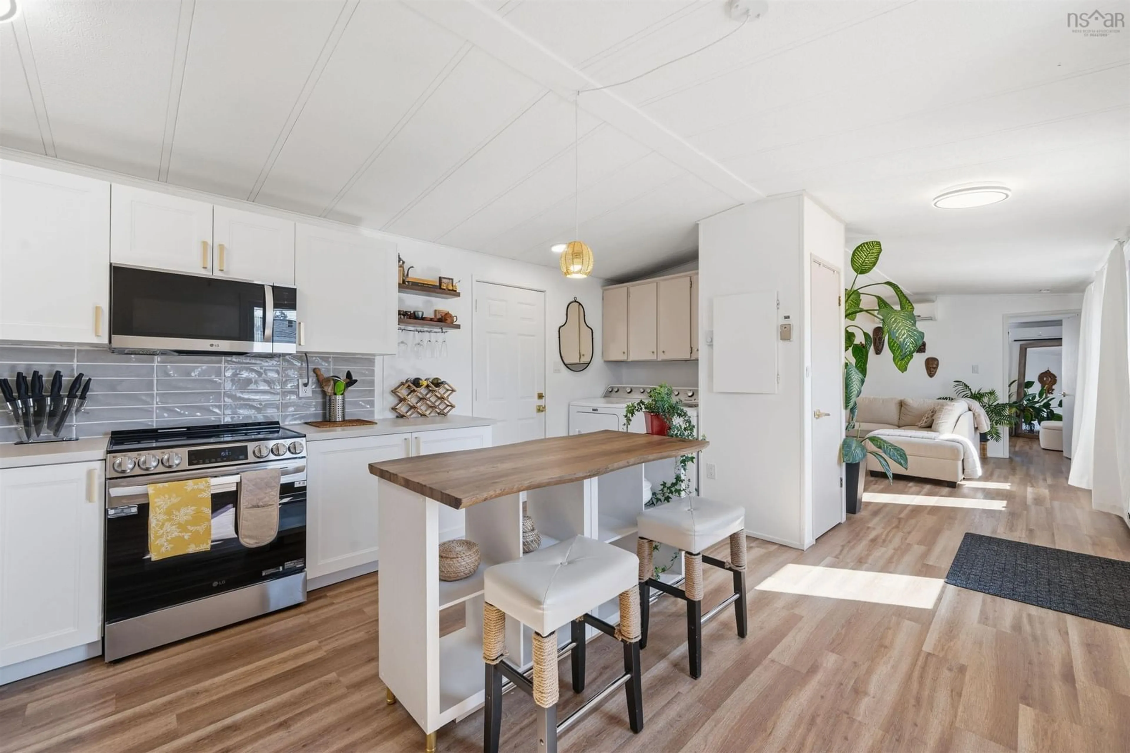 Open concept kitchen, unknown for 6 Alderwood Crt, Lakeside Nova Scotia B3T 1B1