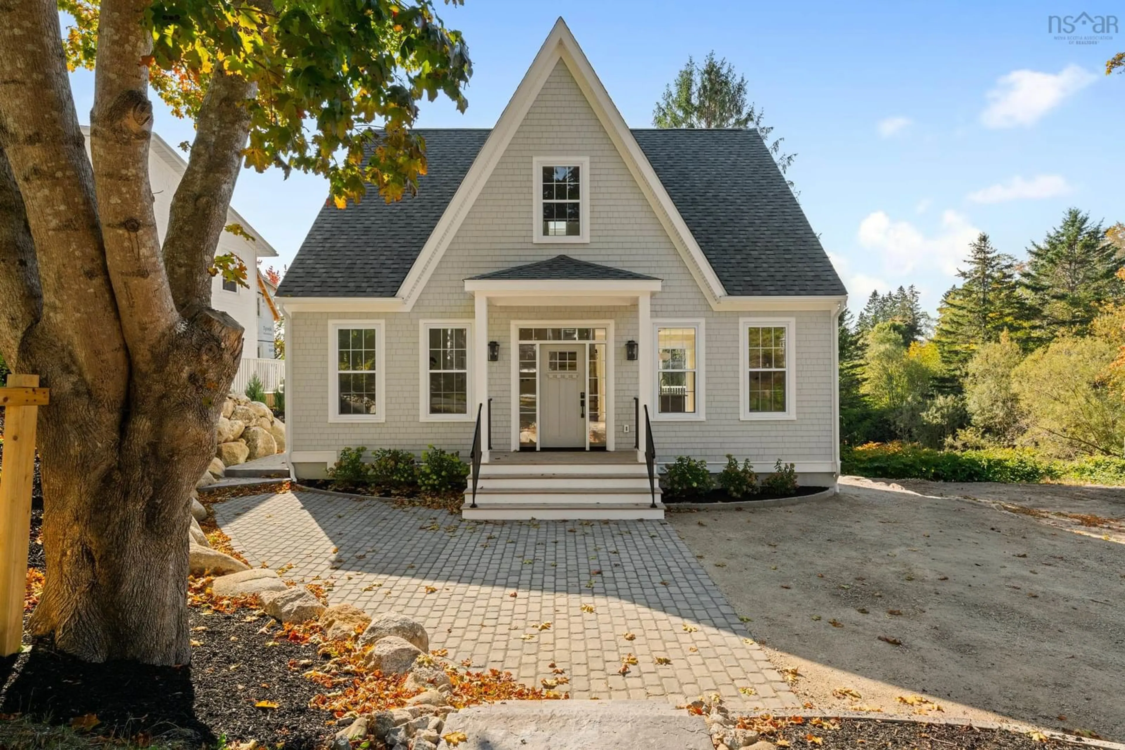 Home with vinyl exterior material, street for 59 Union St, Chester Nova Scotia B0J 1J0