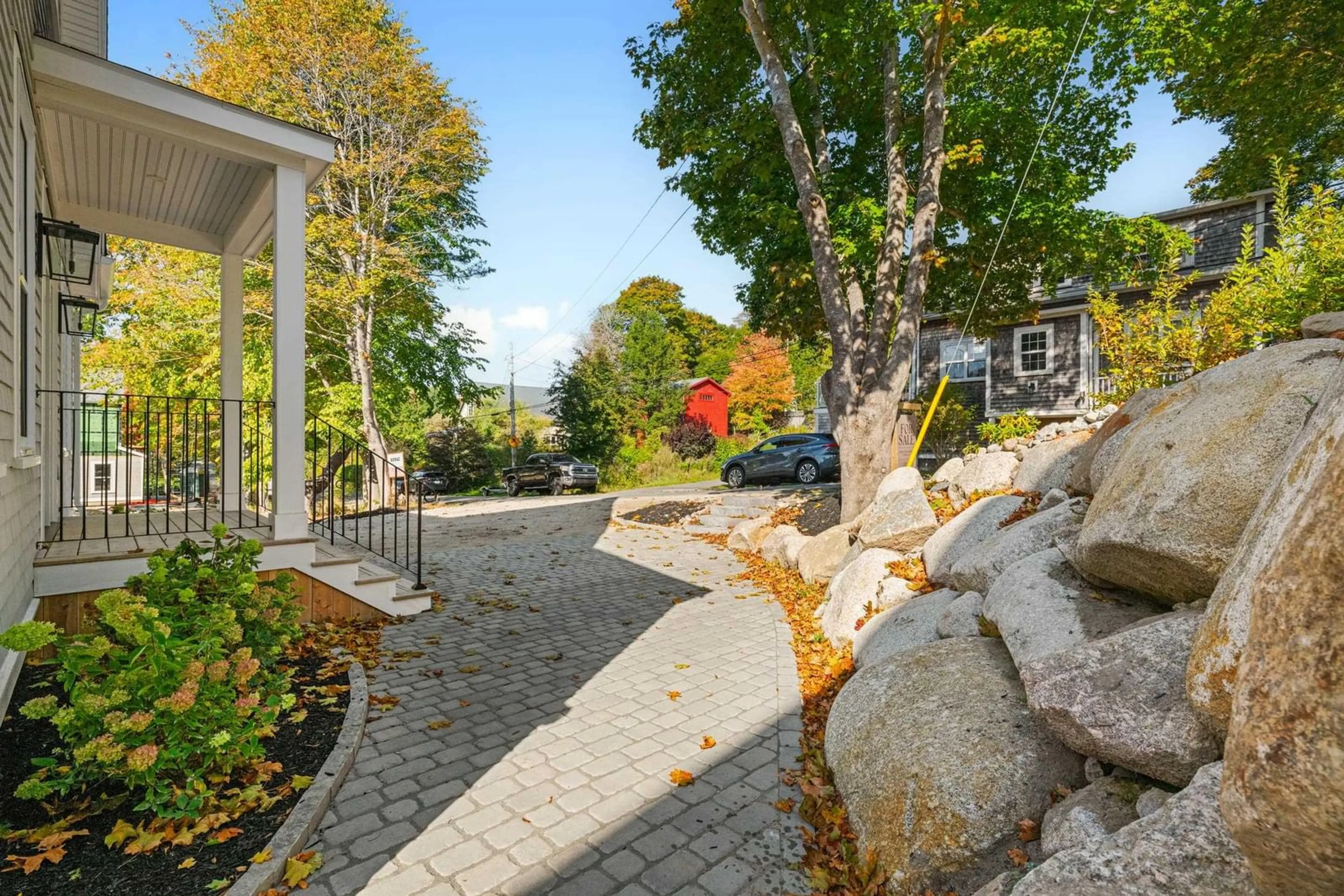 Patio, street for 59 Union St, Chester Nova Scotia B0J 1J0