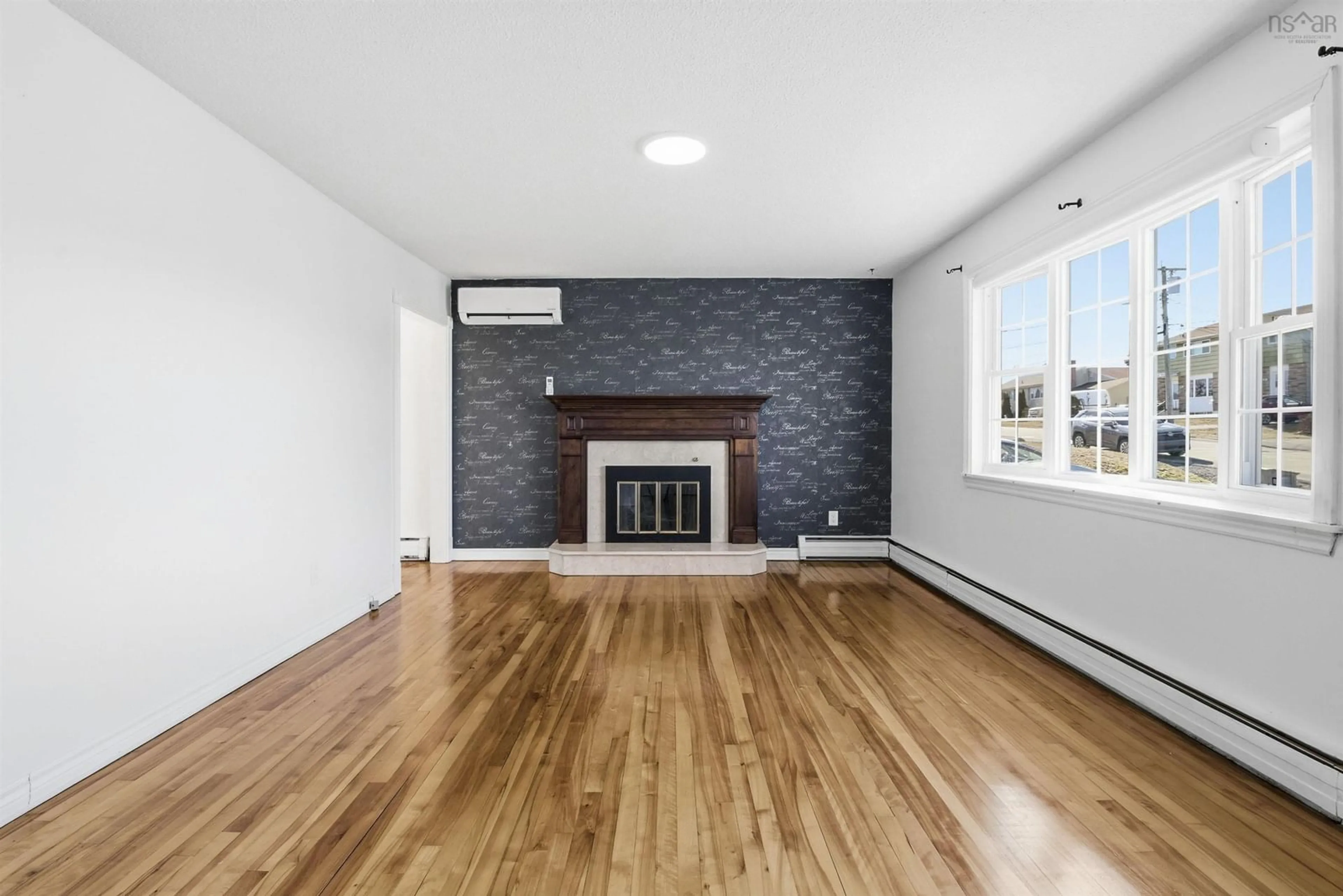 A pic of a room for 26 Woodcrest Ave, Halifax Nova Scotia B3R 1C4