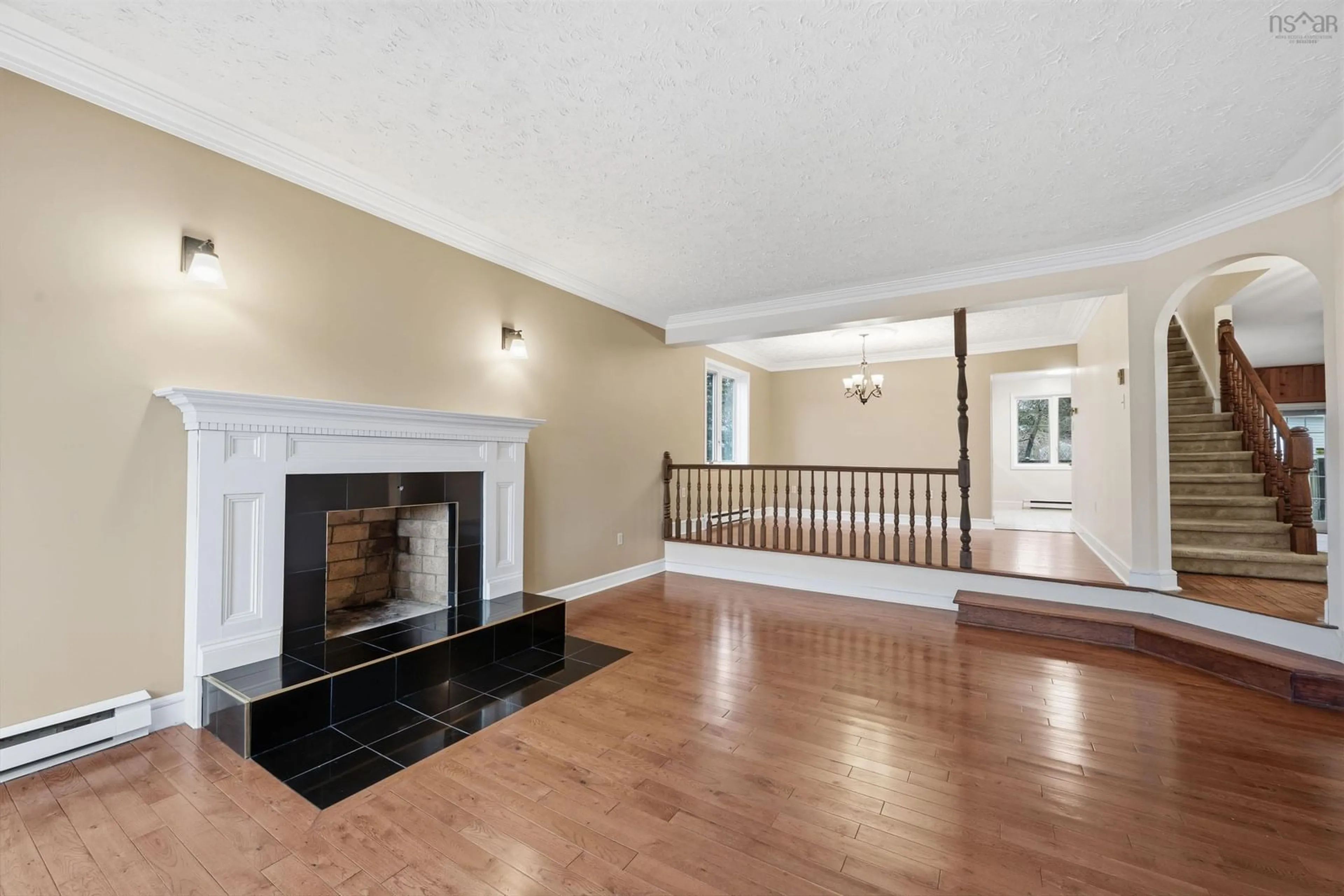 Unknown for 24 The Horseshoe, Dartmouth Nova Scotia B2Y 4E5