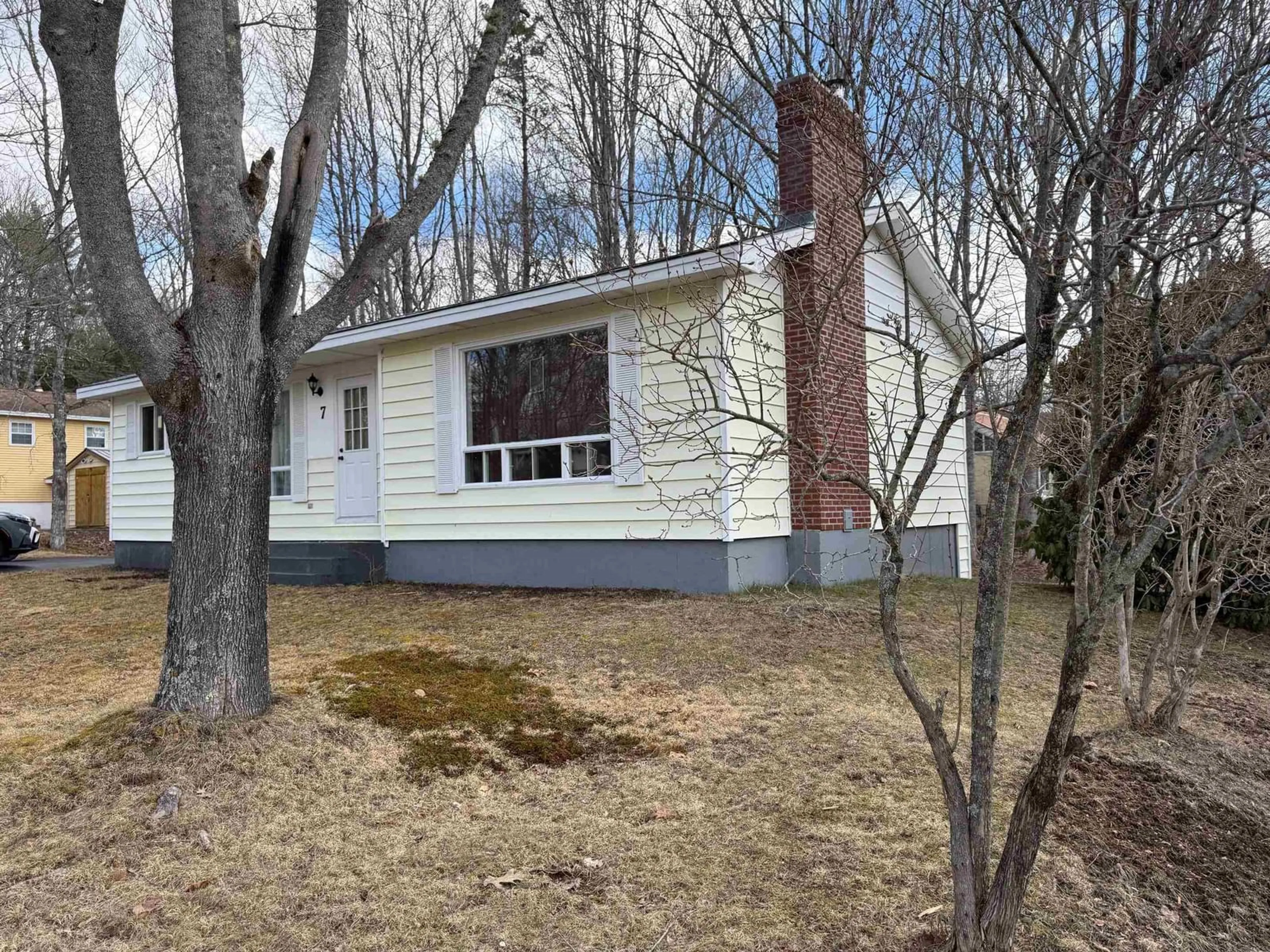 Unknown for 7 Pinehurst Ave, Bridgewater Nova Scotia B4V 3G6