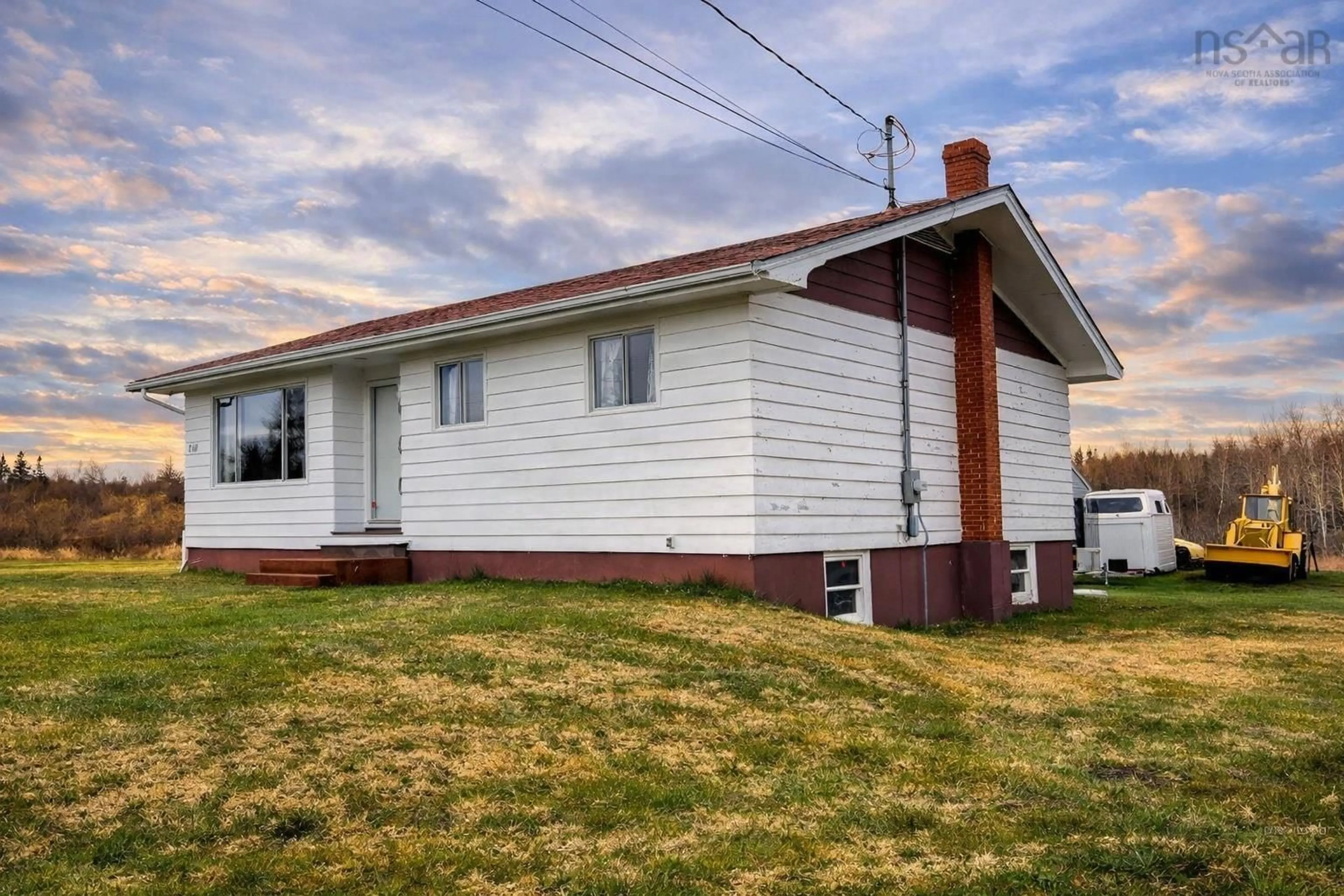 Home with vinyl exterior material, building for 410 Neville St, Reserve Mines Nova Scotia B1E 1G5