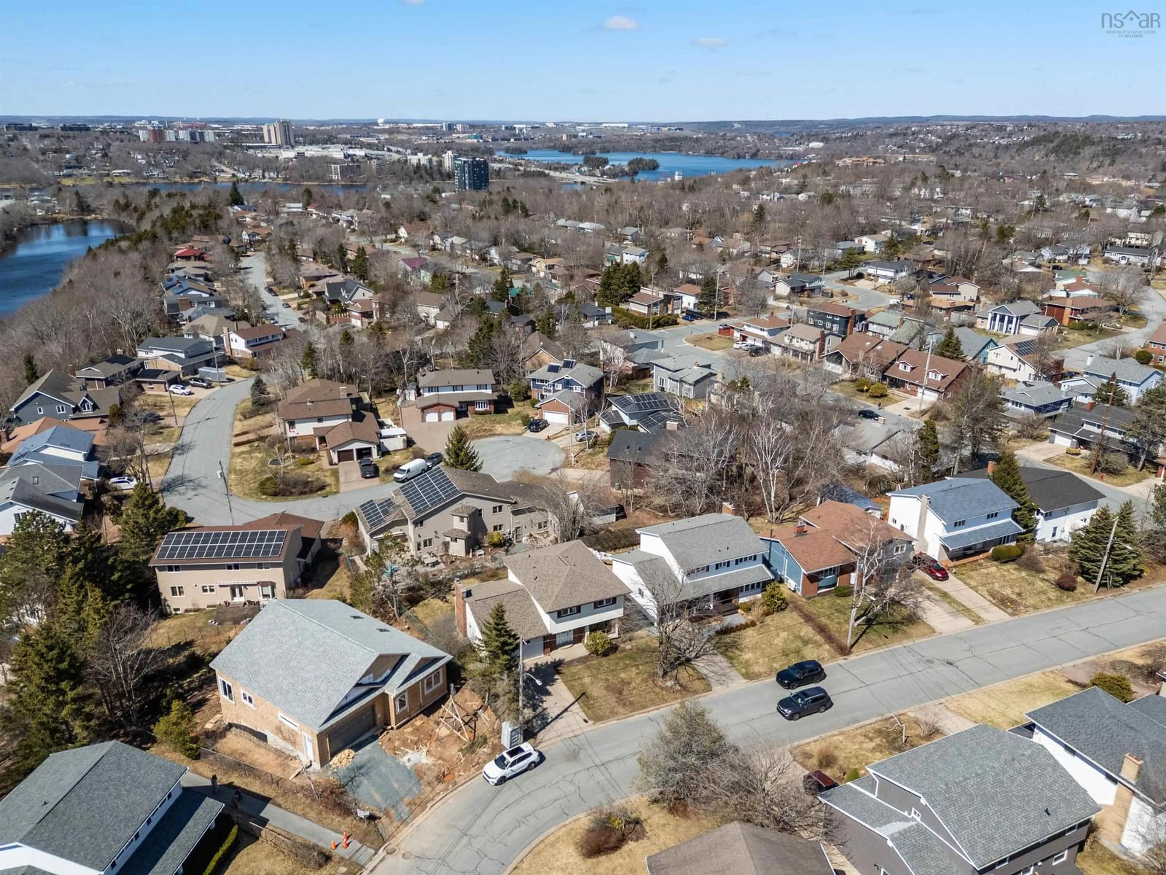 A pic from outside/outdoor area/front of a property/back of a property/a pic from drone, water/lake/river/ocean view for 29 Bow St, Dartmouth Nova Scotia B2Y 4G5