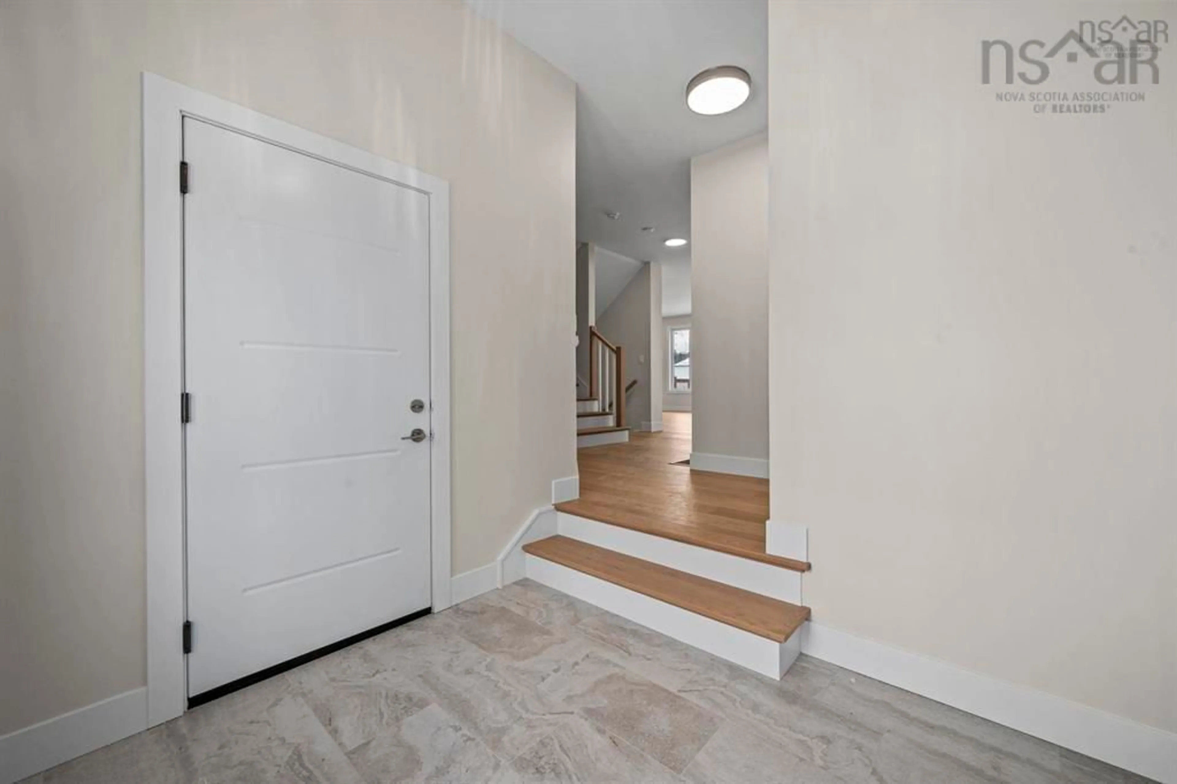 Indoor entryway for 10 Gardenia Way Gw002, Dartmouth Nova Scotia B2X 0C7
