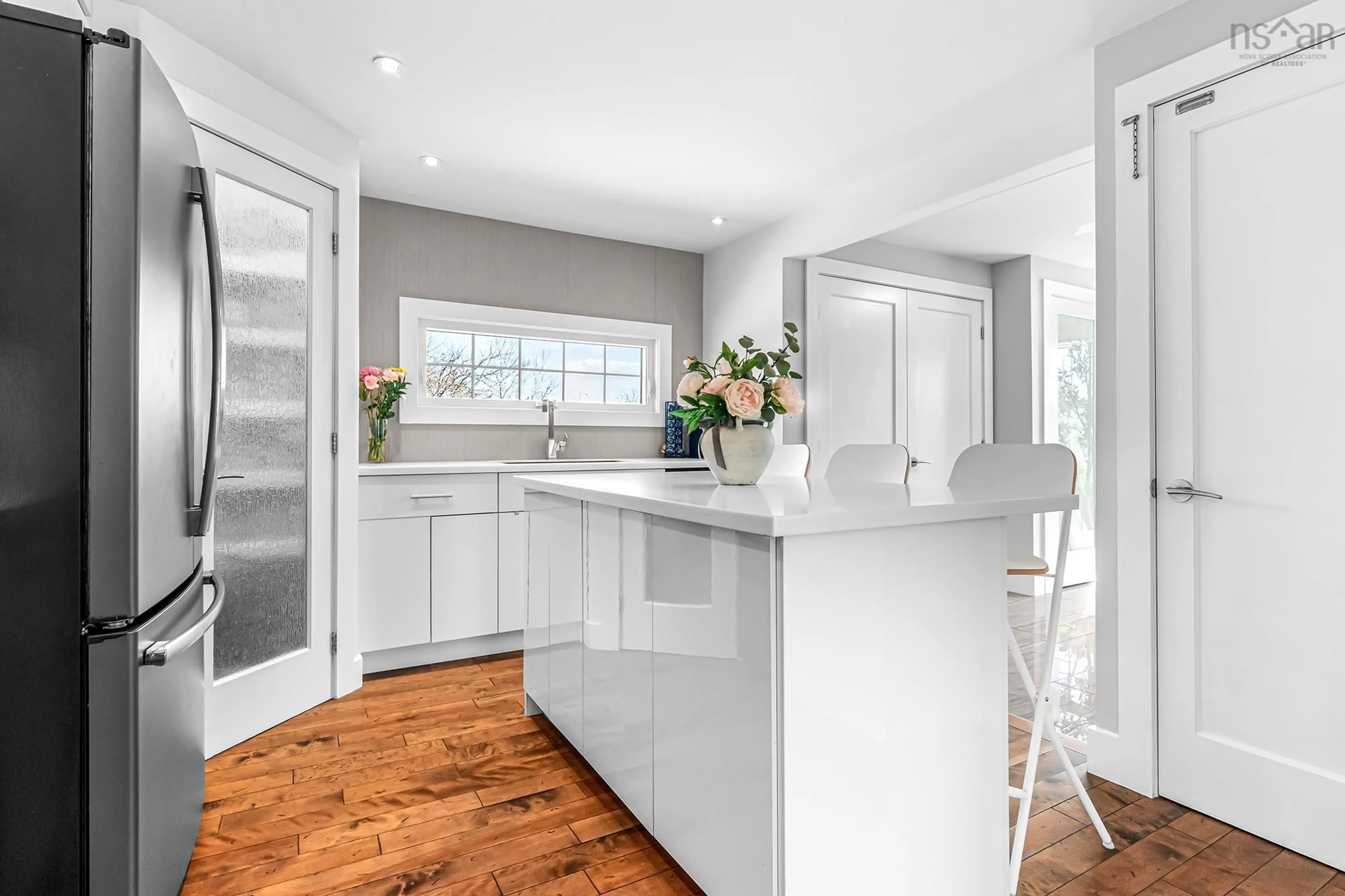 Contemporary kitchen, unknown for 764 Cobequid Rd, Lower Sackville Nova Scotia B4C 4A2