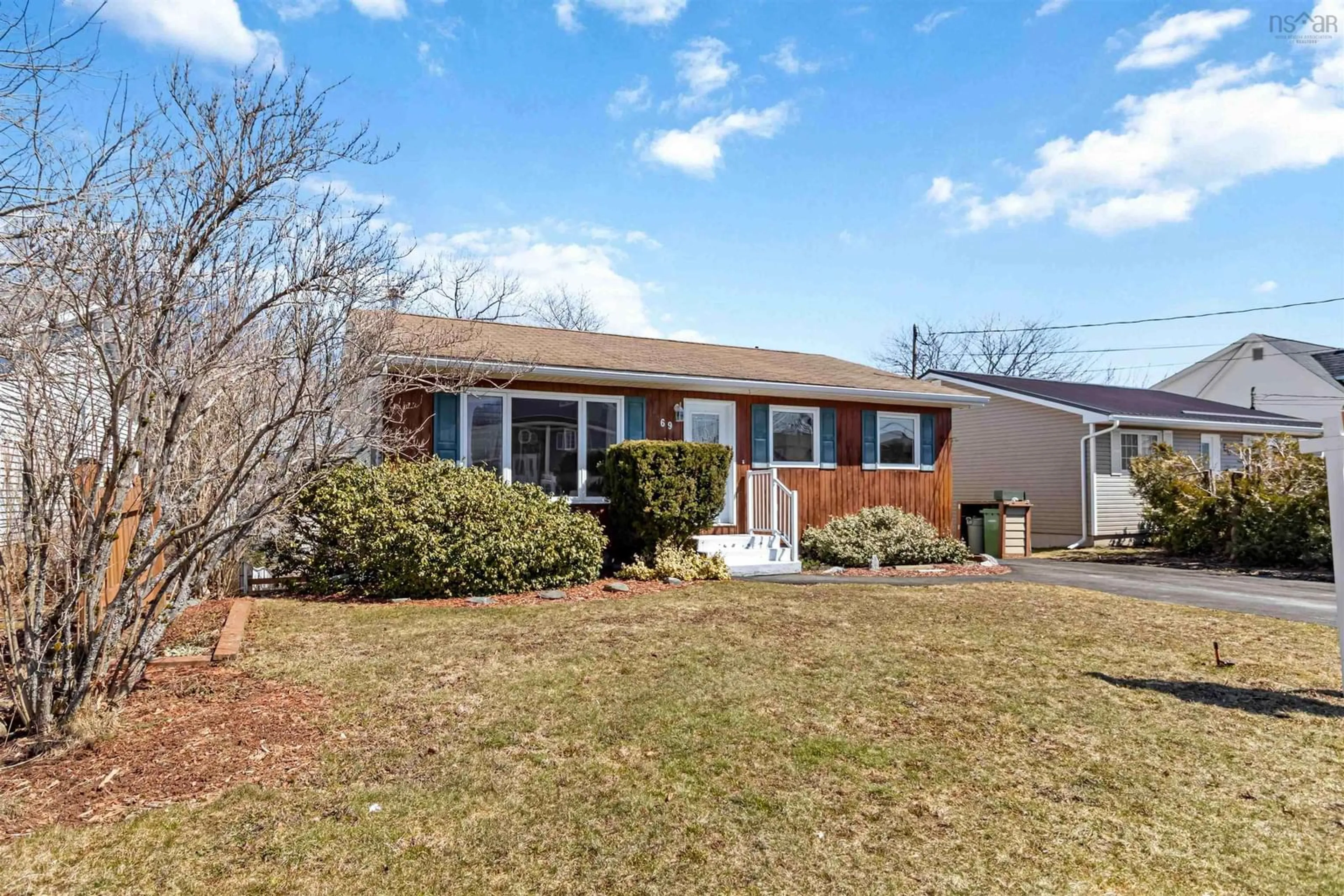 Home with vinyl exterior material, street for 69 La Pierre Cres, Dartmouth Nova Scotia B2W 5C7