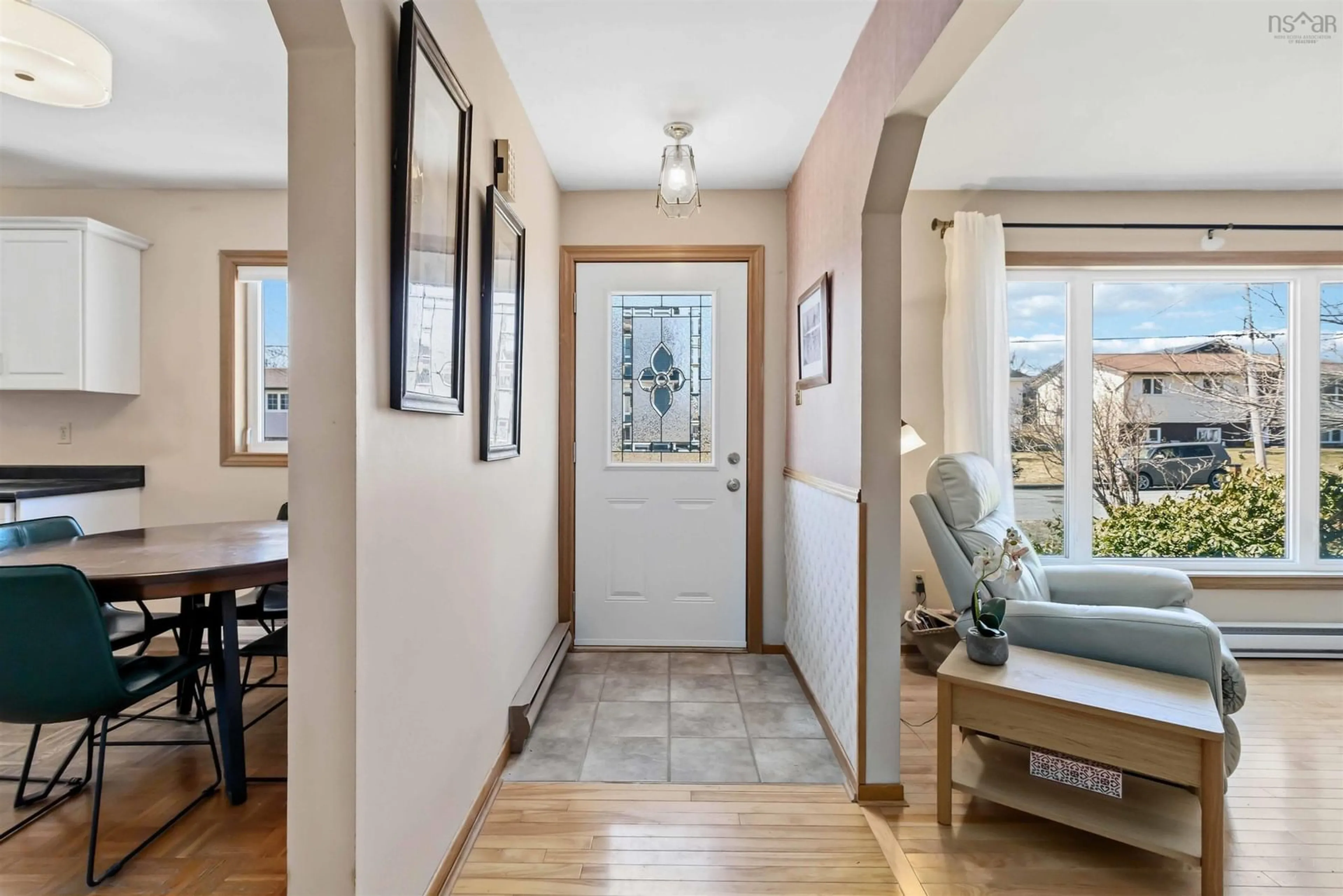 Indoor entryway for 69 La Pierre Cres, Dartmouth Nova Scotia B2W 5C7