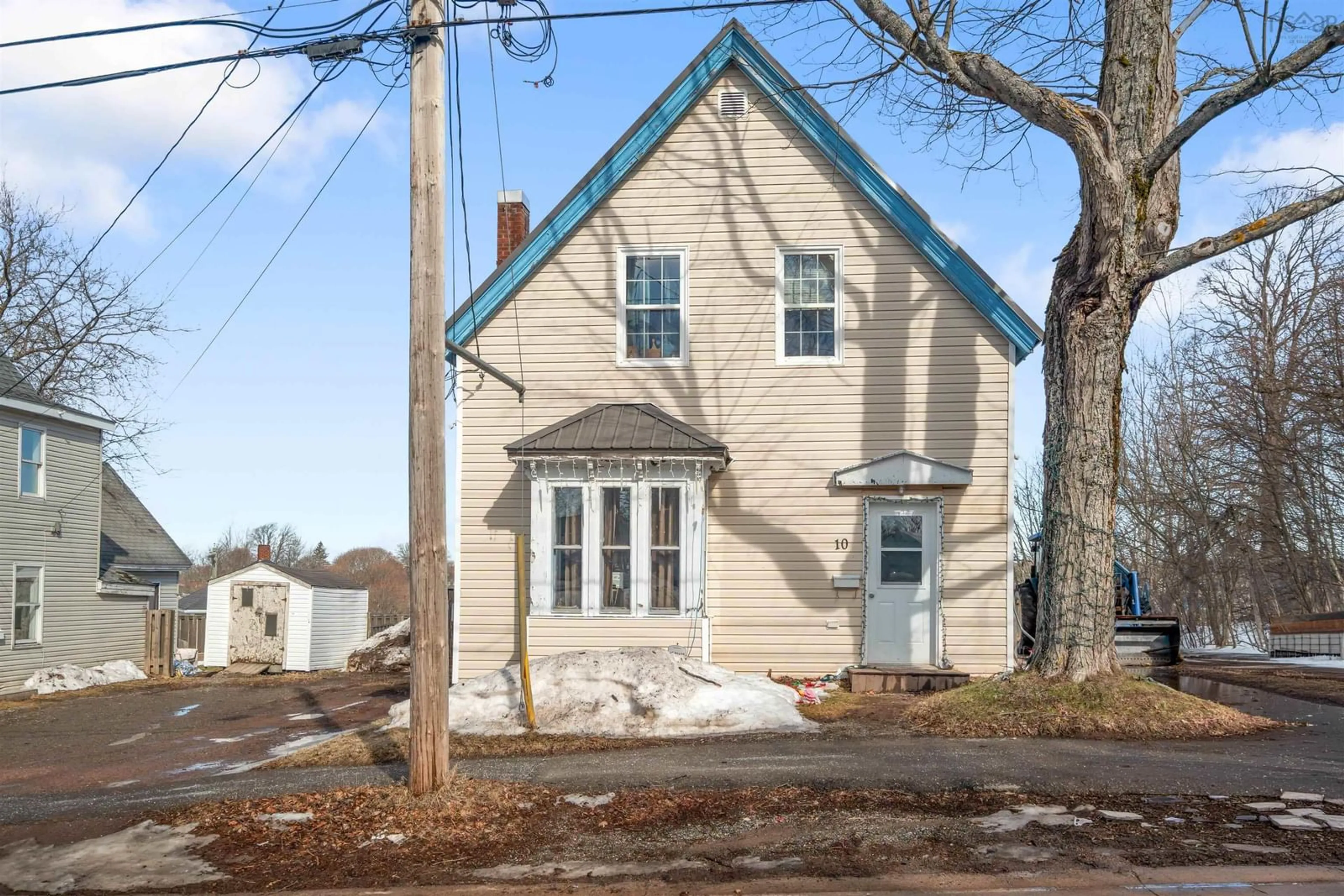 Unknown for 10 East Pleasant St, Amherst Nova Scotia B4H 1M4