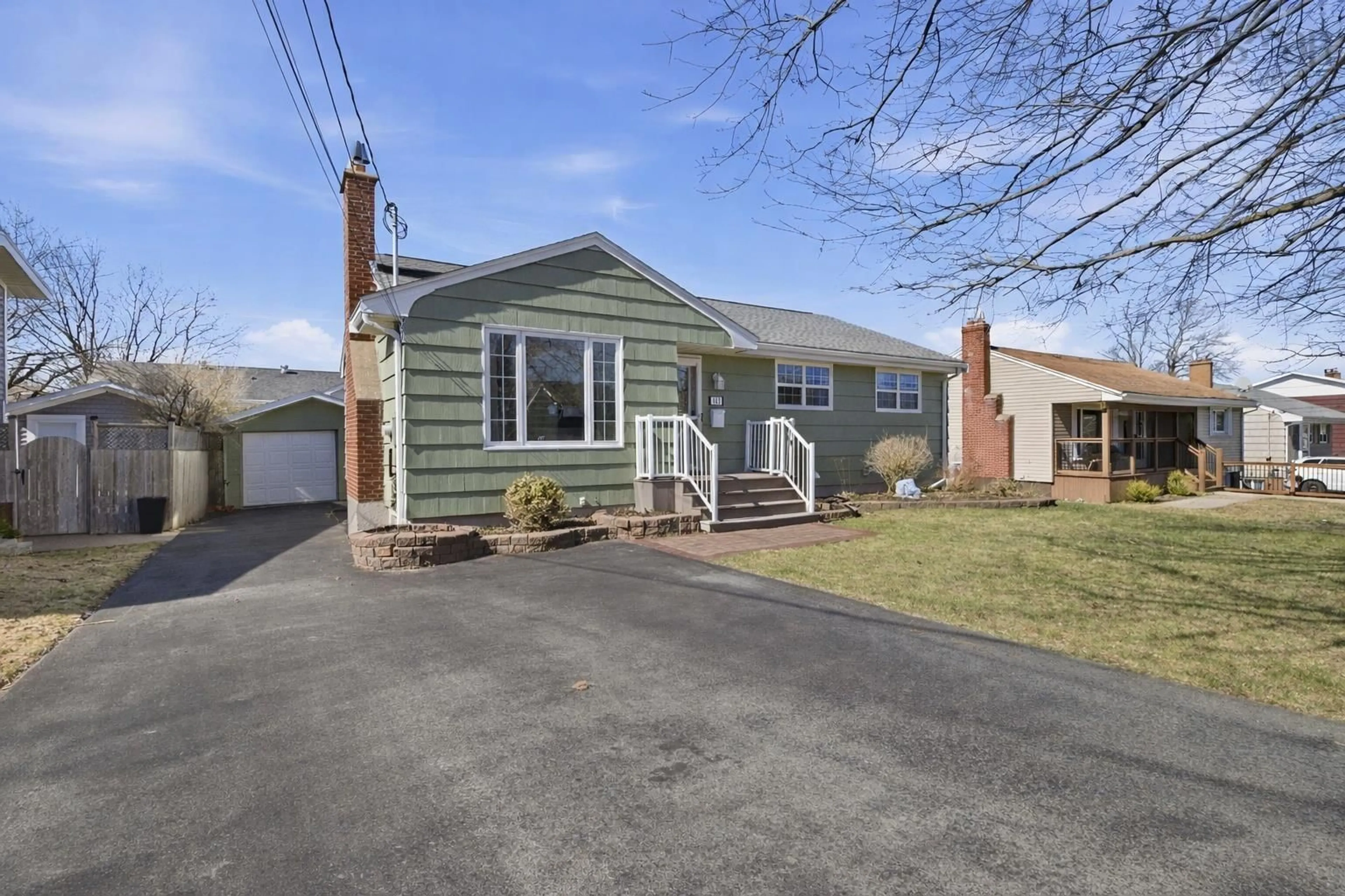 Unknown for 145 Rosedale Ave, Halifax Nova Scotia B3N 2J9