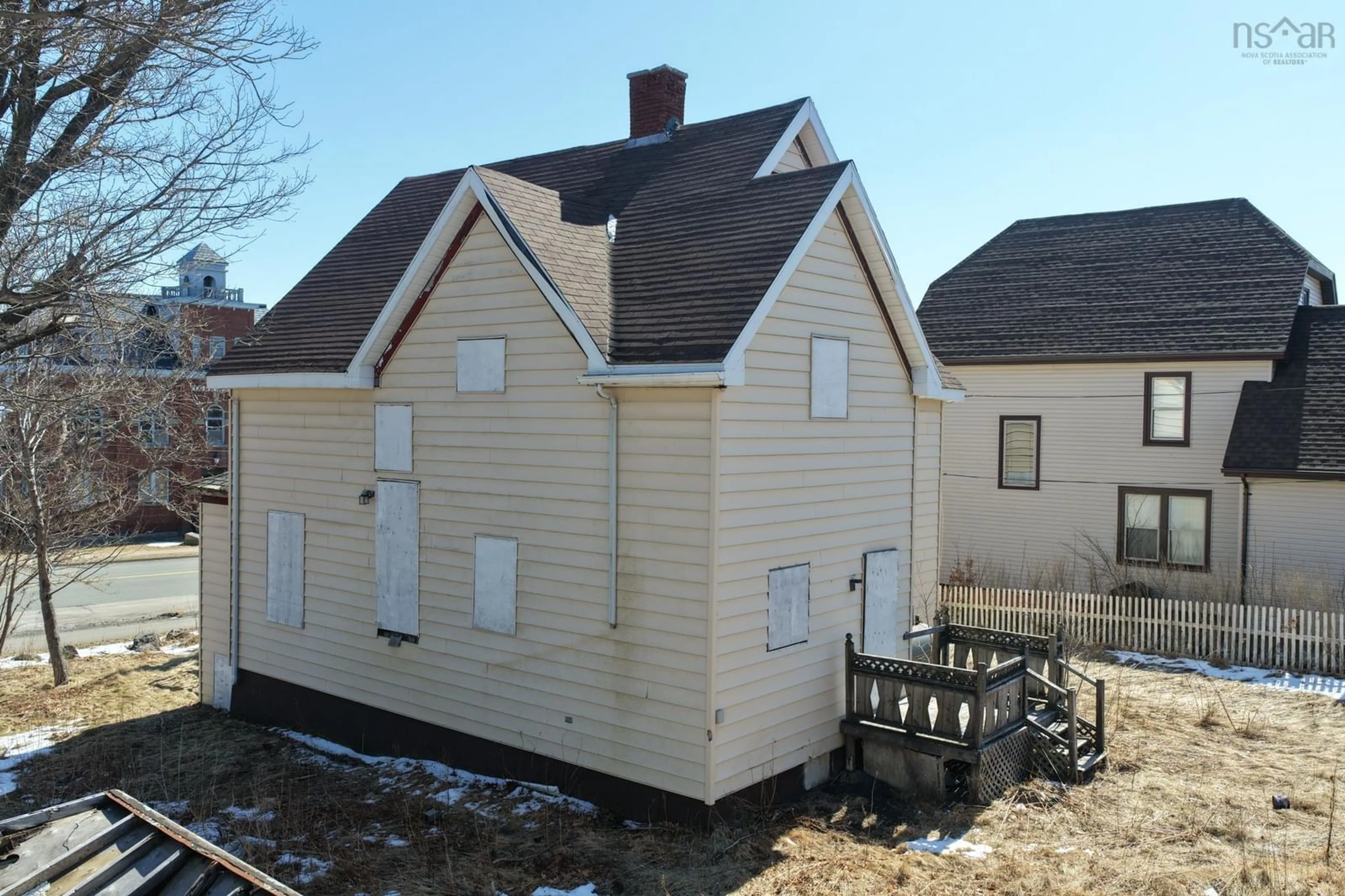 A pic from outside/outdoor area/front of a property/back of a property/a pic from drone, building for 15 Mckeen St, Glace Bay Nova Scotia B1A 5C2