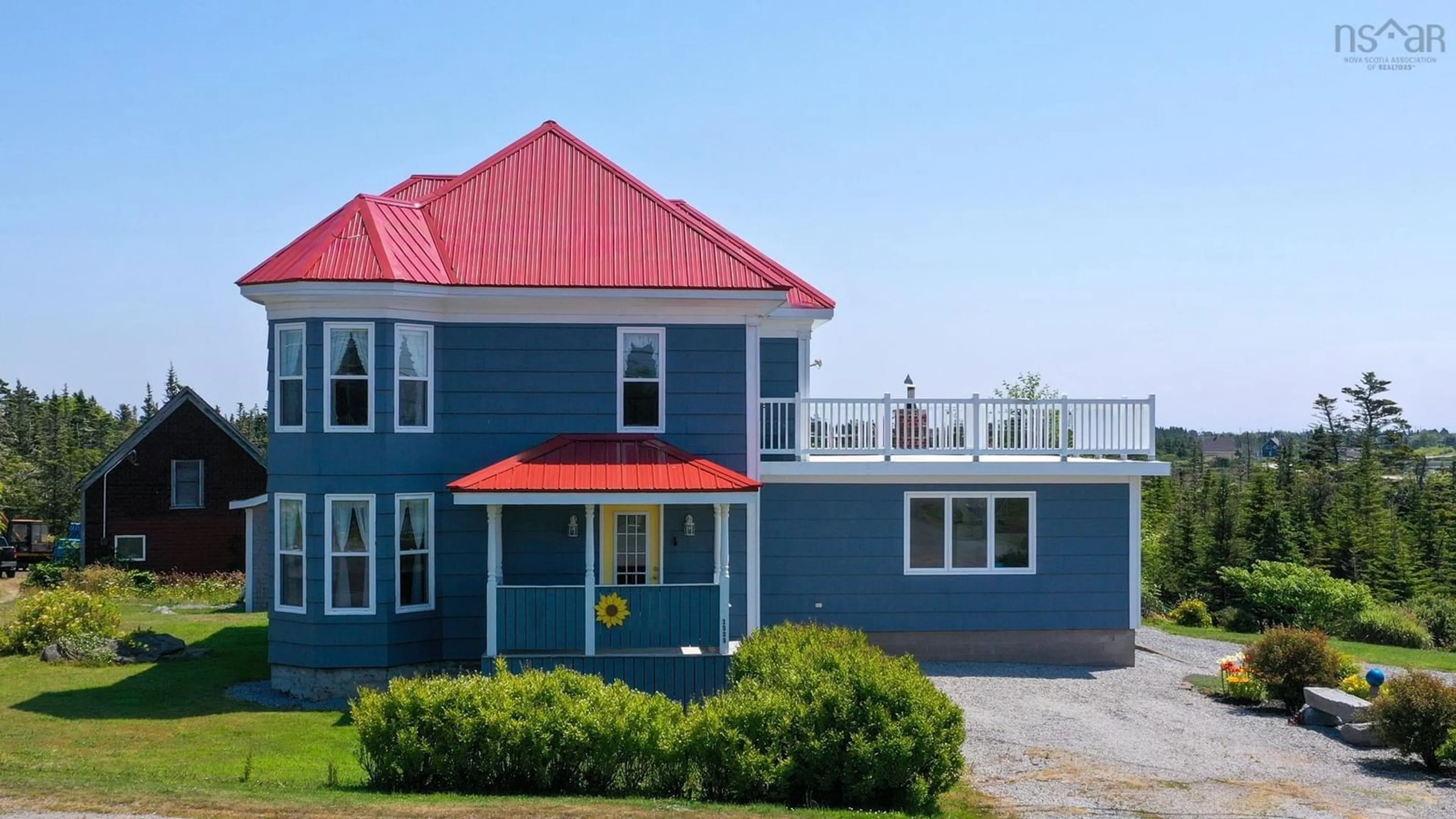 Home with vinyl exterior material, building for 3009 Main St, Clark's Harbour Nova Scotia B0W 1P0