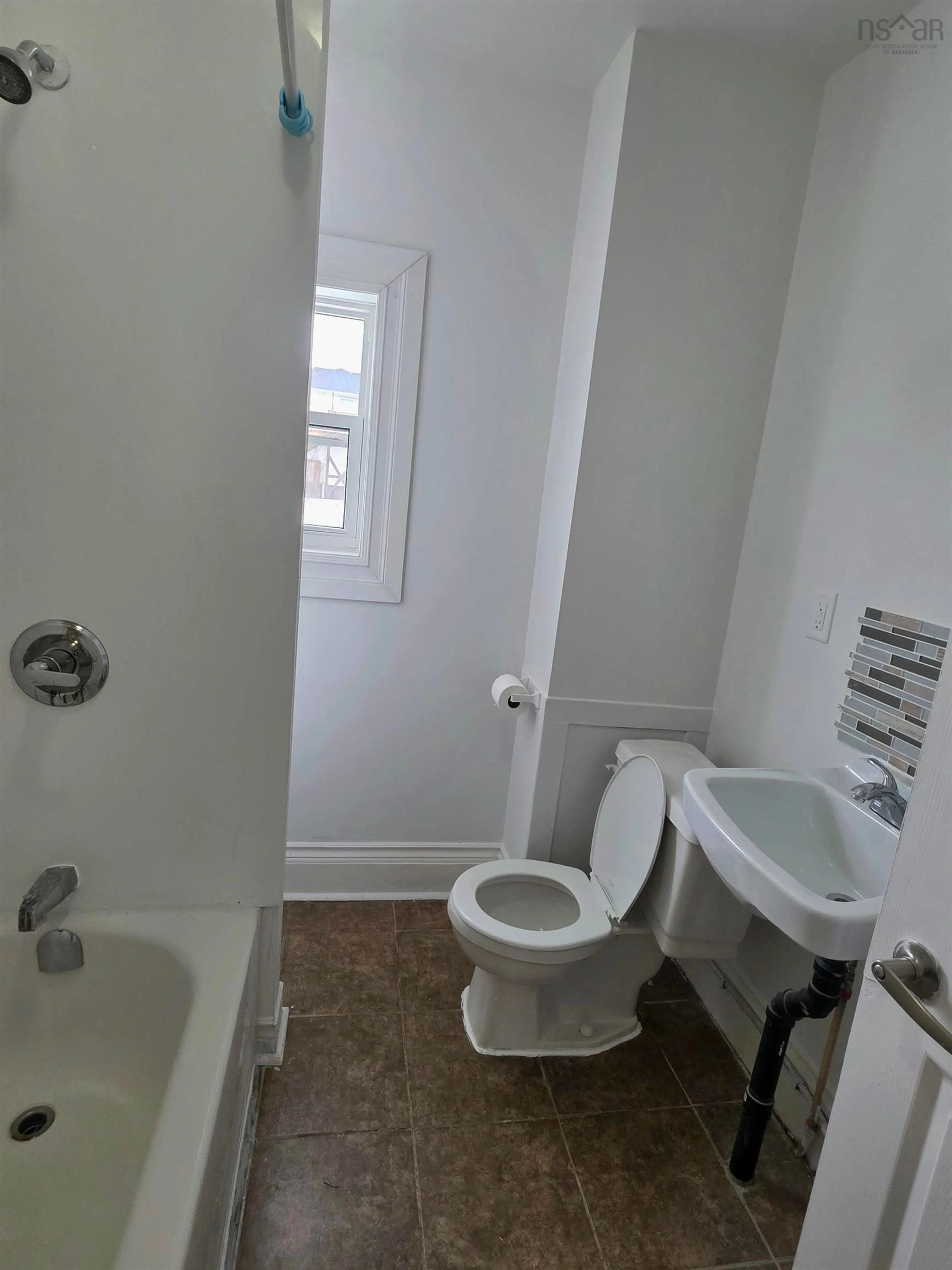 Standard bathroom, floor is not visible for 797 Victoria Rd, Whitney Pier Nova Scotia B1N 1J9