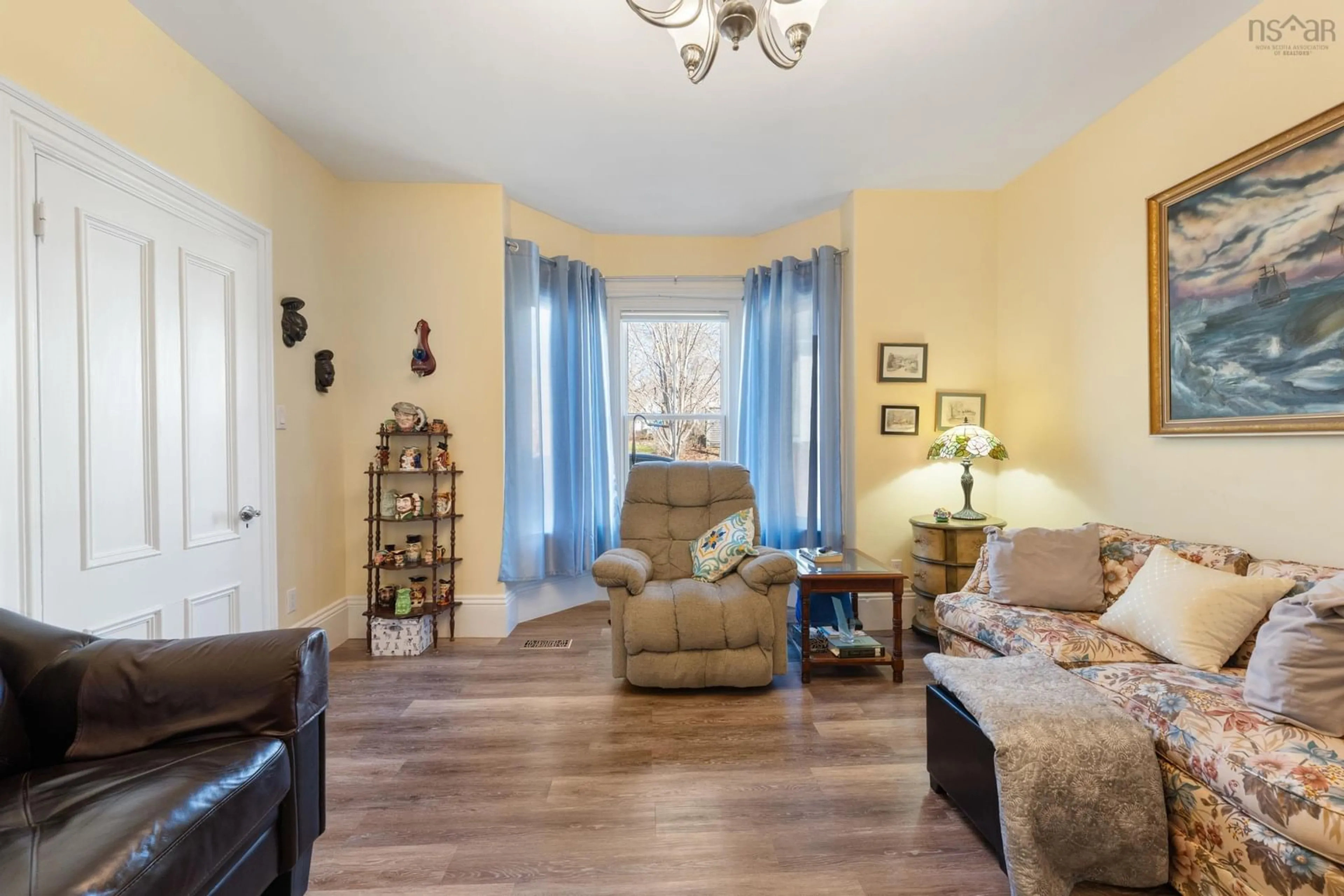 Living room with furniture, unknown for 26 Garden St, Granville Ferry Nova Scotia B0S 1A0