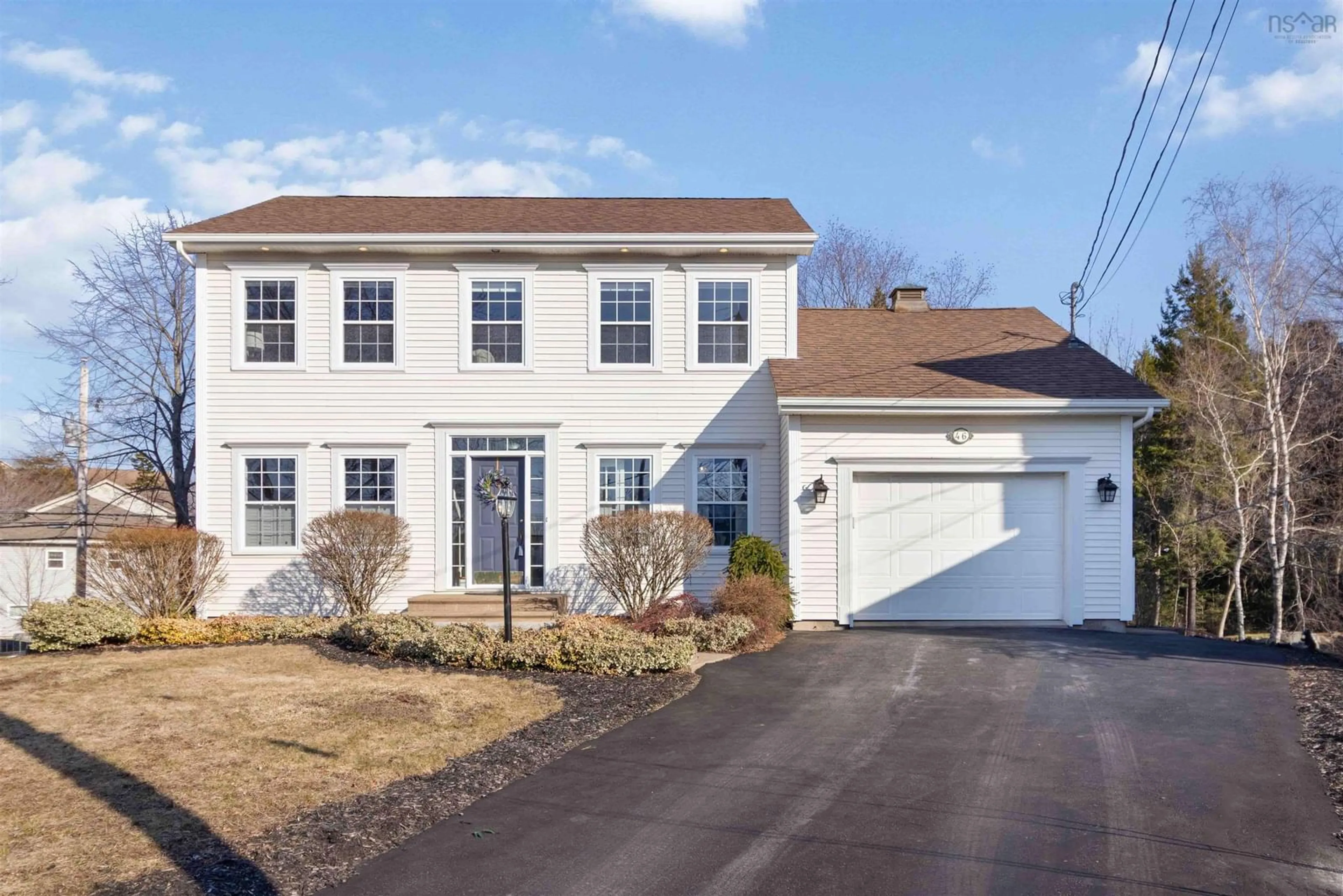 Home with vinyl exterior material, street for 46 Stone Gate Crt, Dartmouth Nova Scotia B2X 3T2