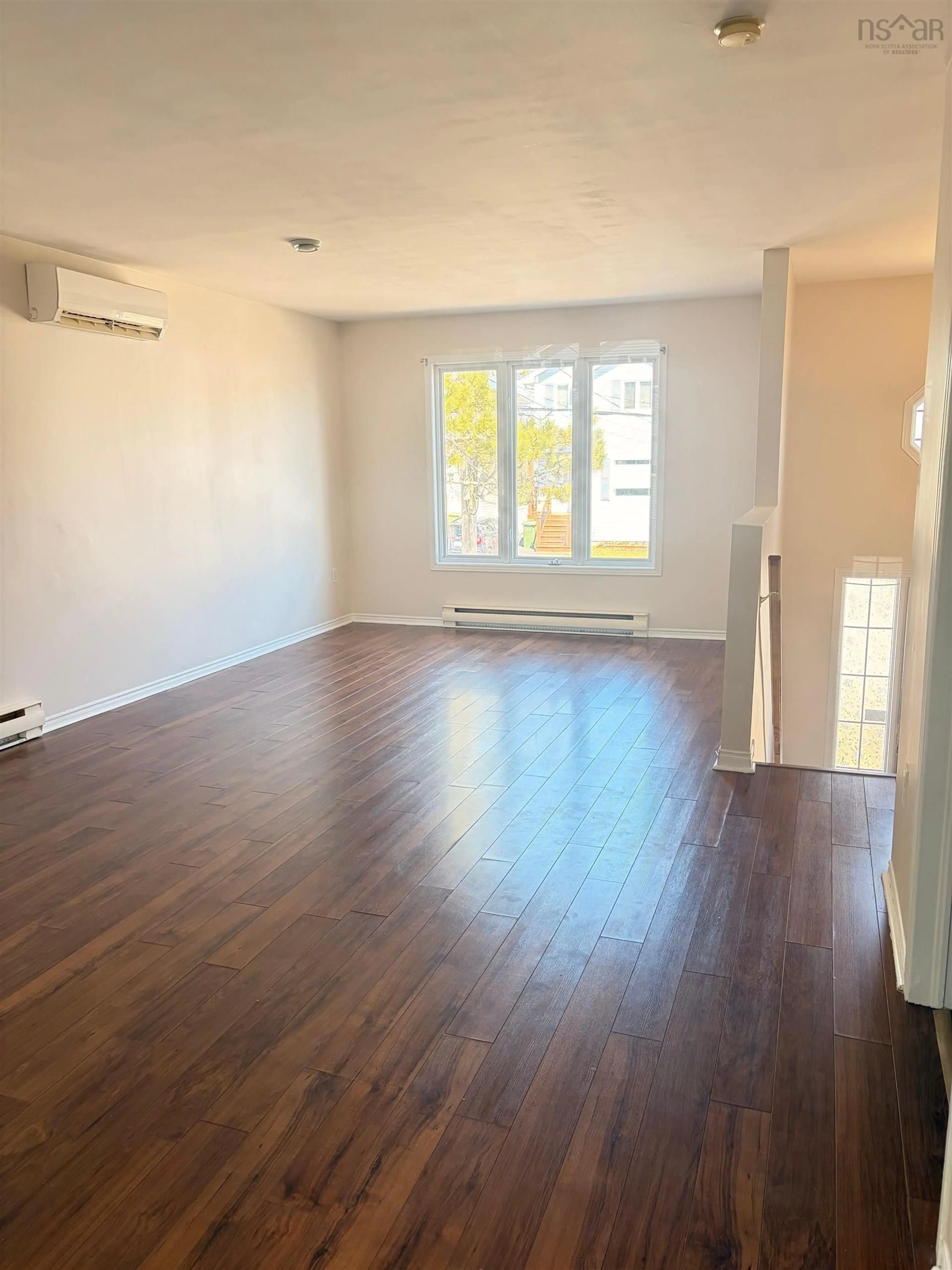 A pic of a room for 102 Abrams, Halifax Nova Scotia B3P 2S1