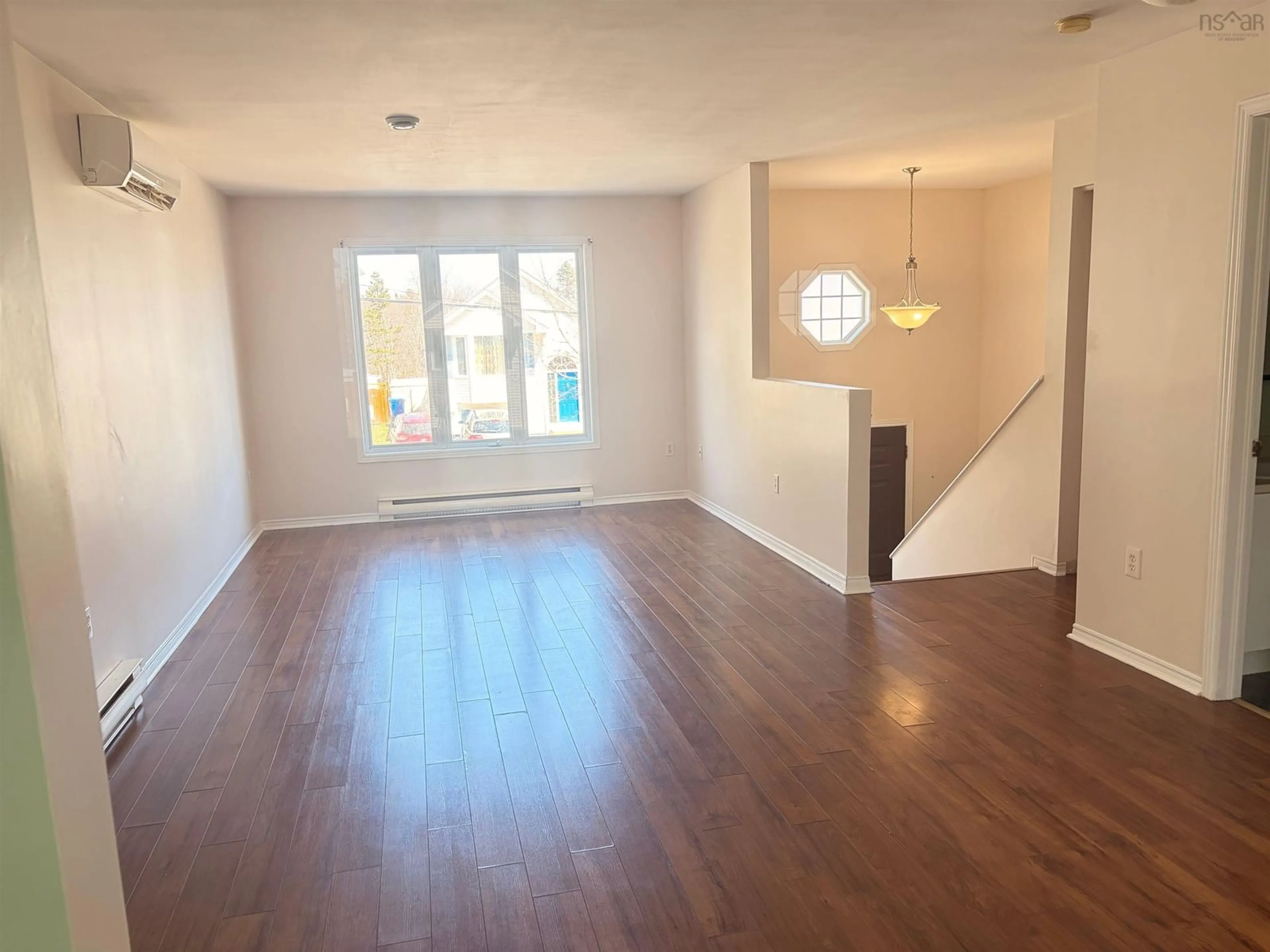 A pic of a room for 102 Abrams, Halifax Nova Scotia B3P 2S1