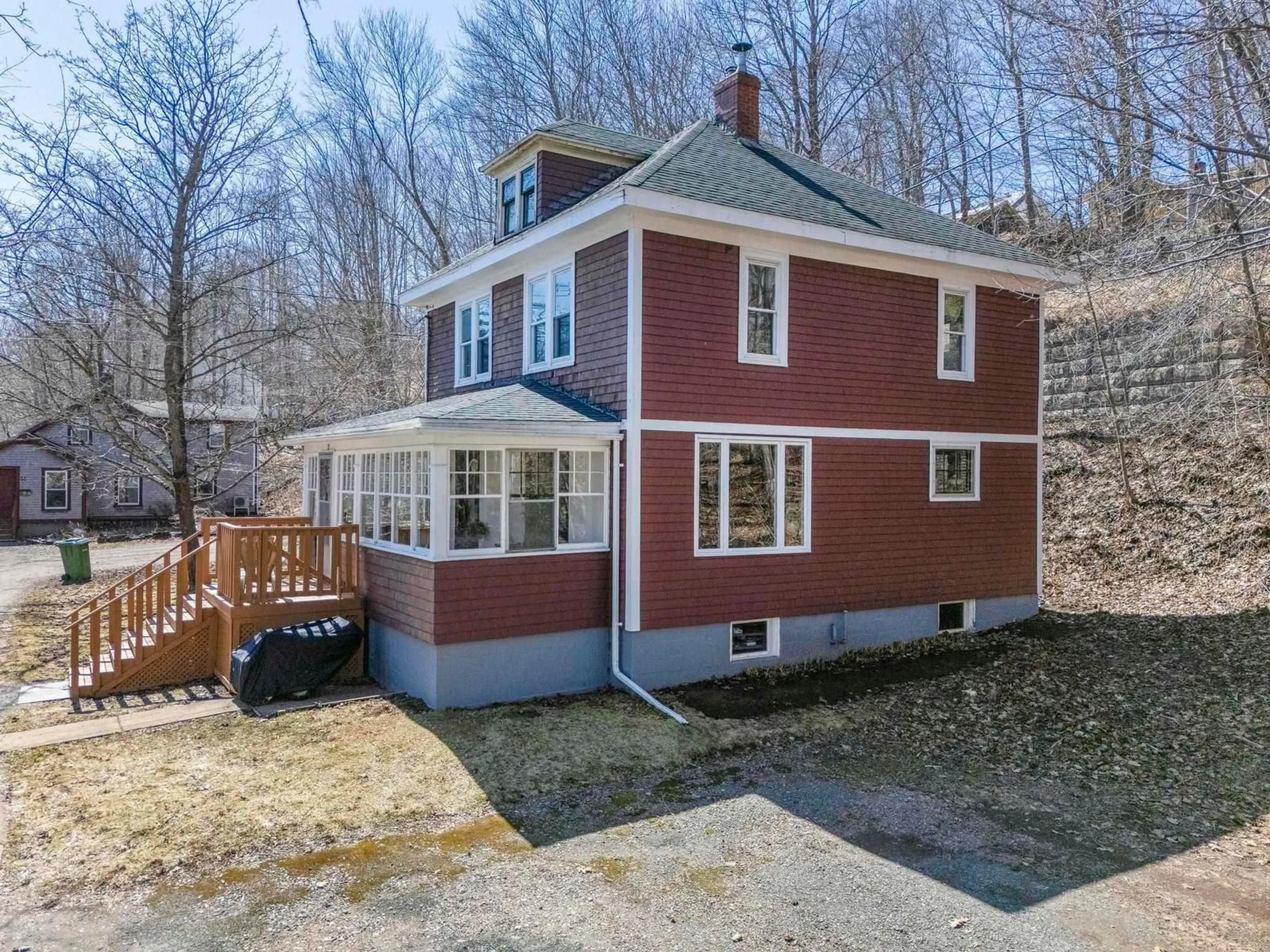 A pic from outside/outdoor area/front of a property/back of a property/a pic from drone, street for 25 Willow Lane, Kentville Nova Scotia B4N 2J2