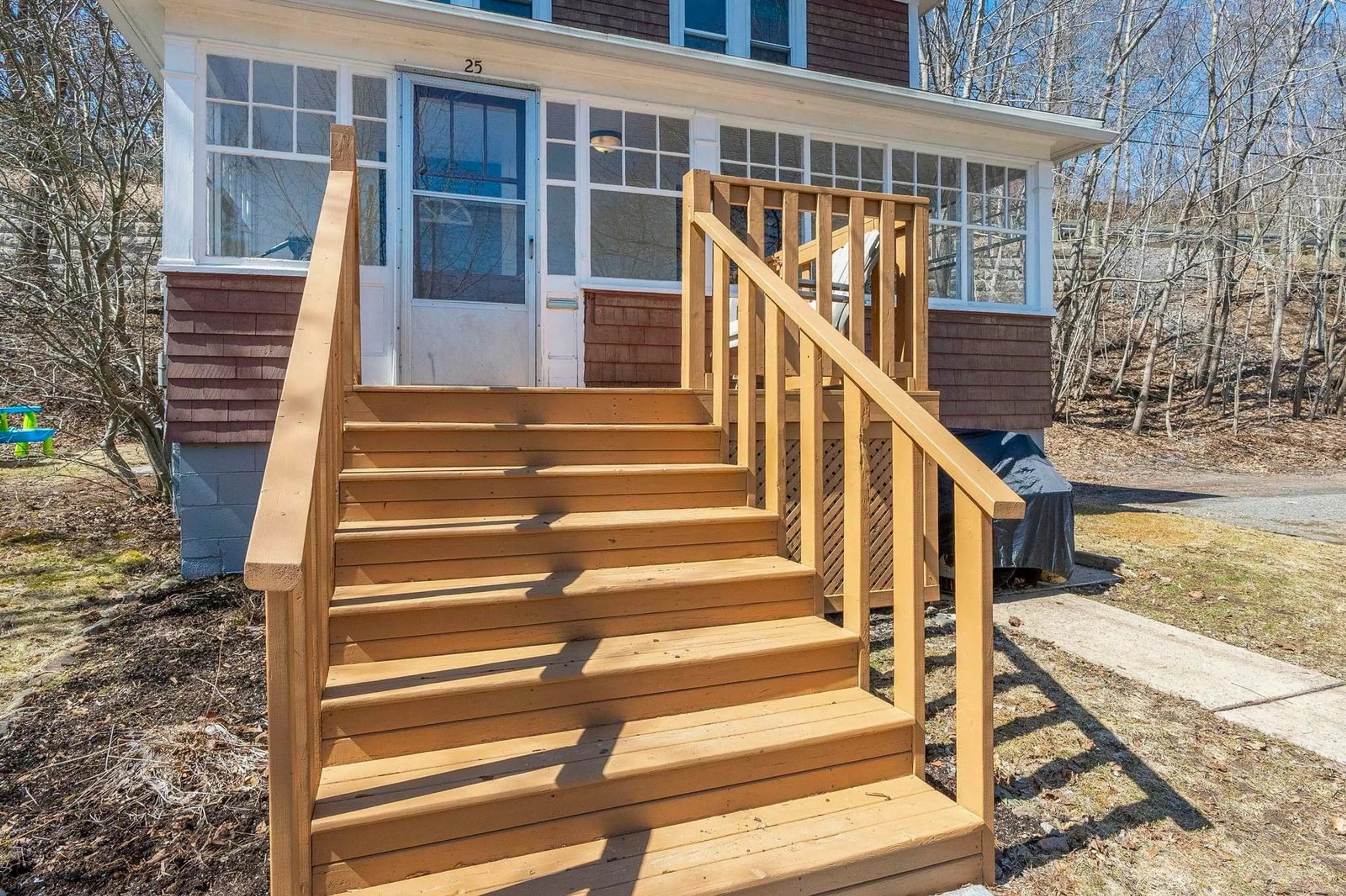 Stairs for 25 Willow Lane, Kentville Nova Scotia B4N 2J2