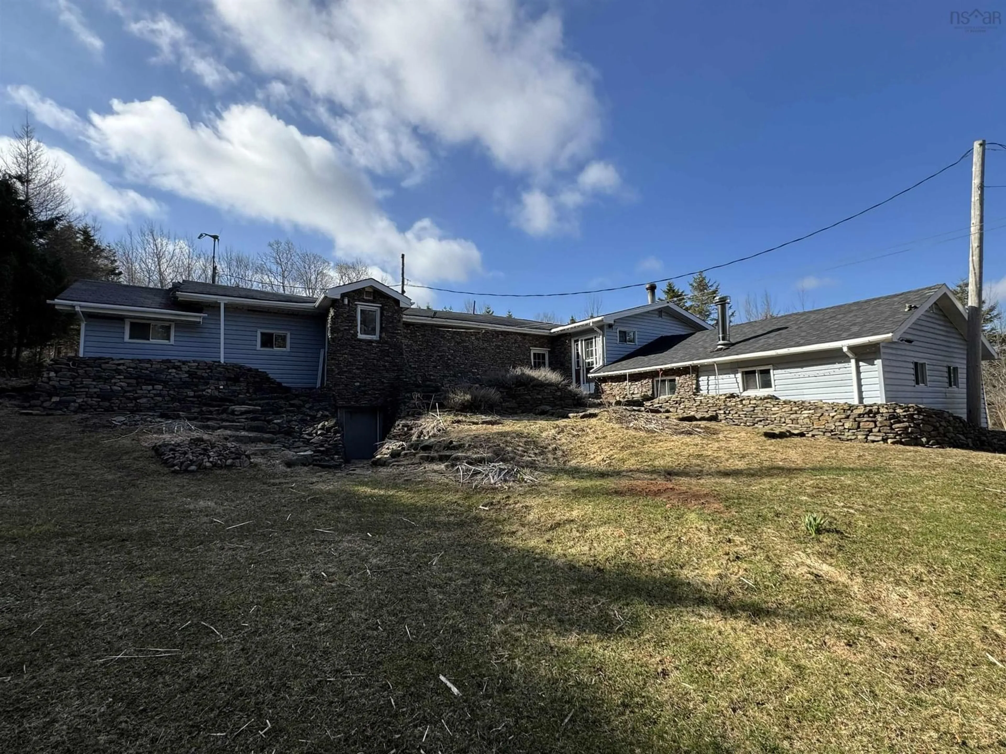 A pic from outside/outdoor area/front of a property/back of a property/a pic from drone, unknown for 102 East Torbrook Rd, South Tremont Nova Scotia B0P 1R0