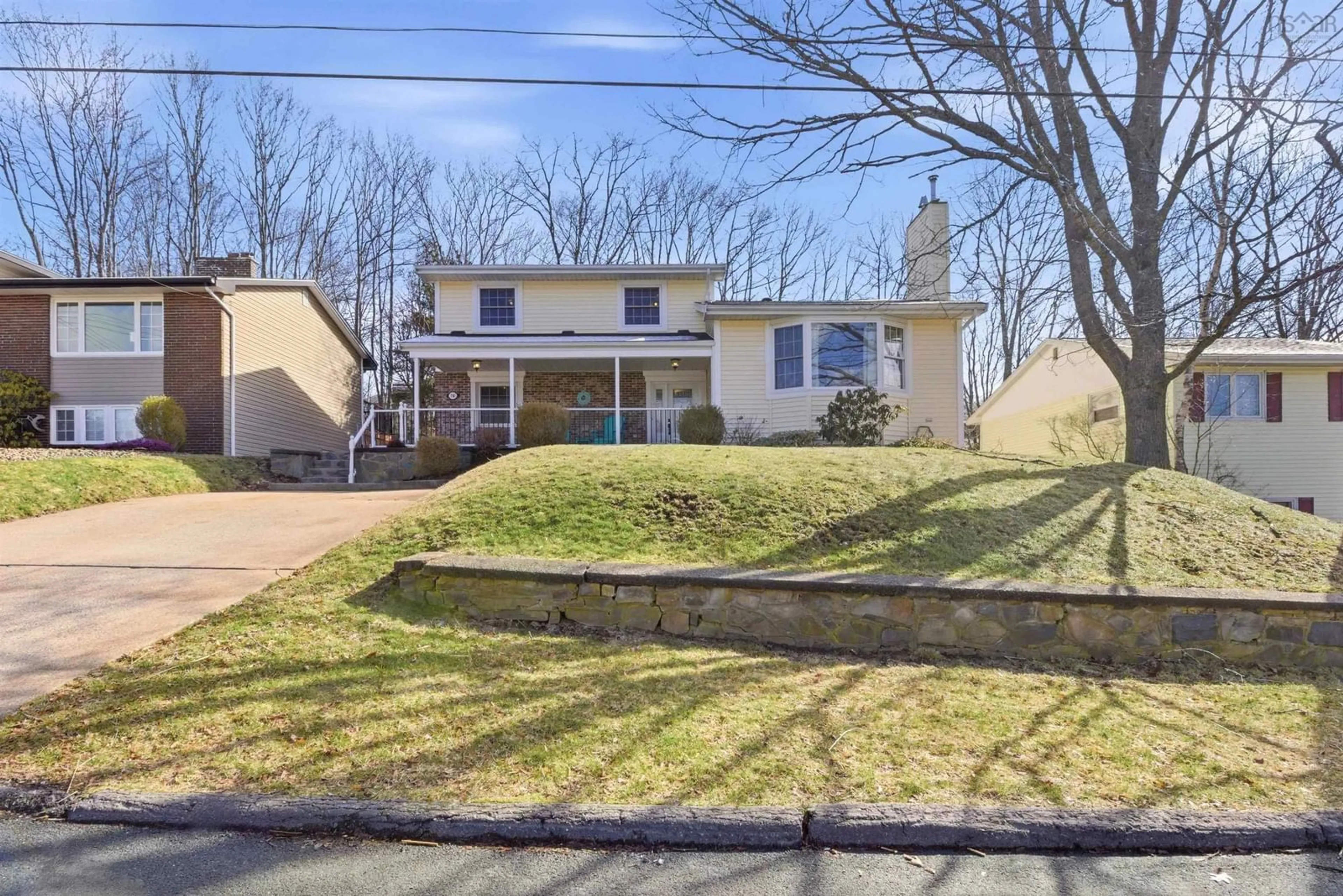 A pic from outside/outdoor area/front of a property/back of a property/a pic from drone, street for 76 Birchwood Crt, Bedford Nova Scotia B4A 2X7