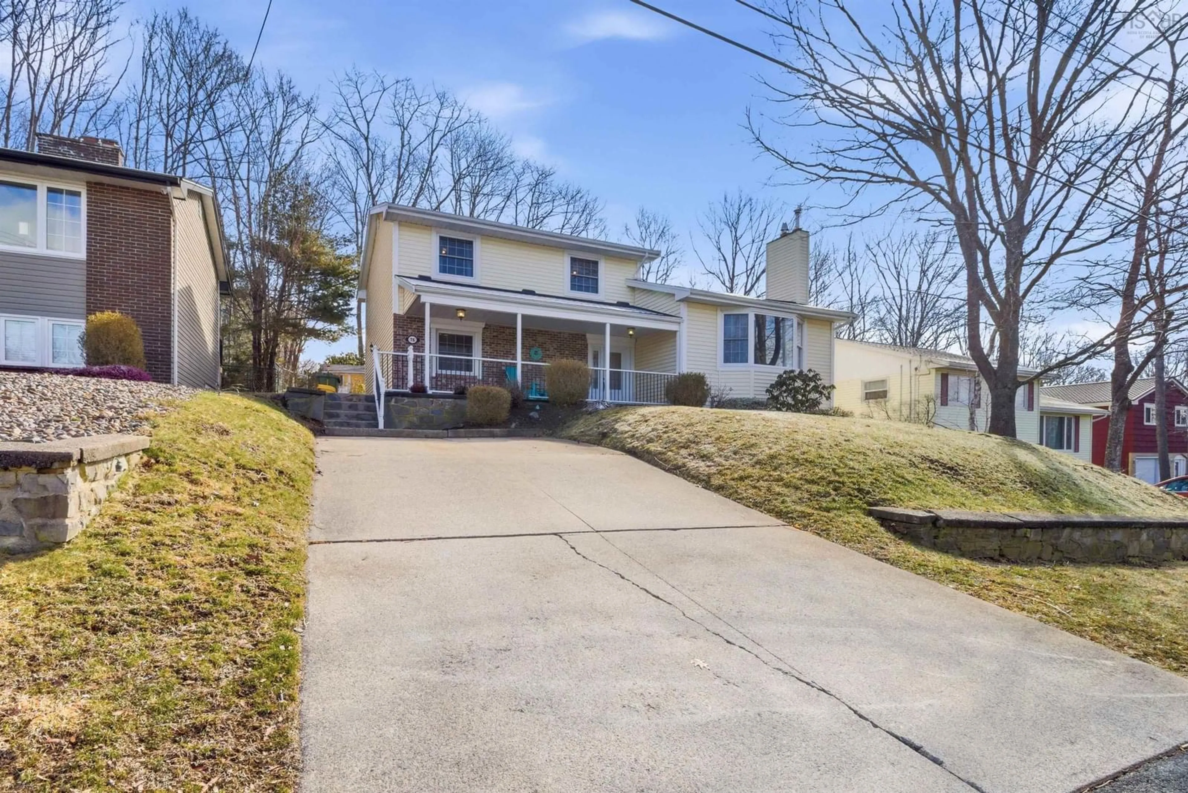 A pic from outside/outdoor area/front of a property/back of a property/a pic from drone, street for 76 Birchwood Crt, Bedford Nova Scotia B4A 2X7