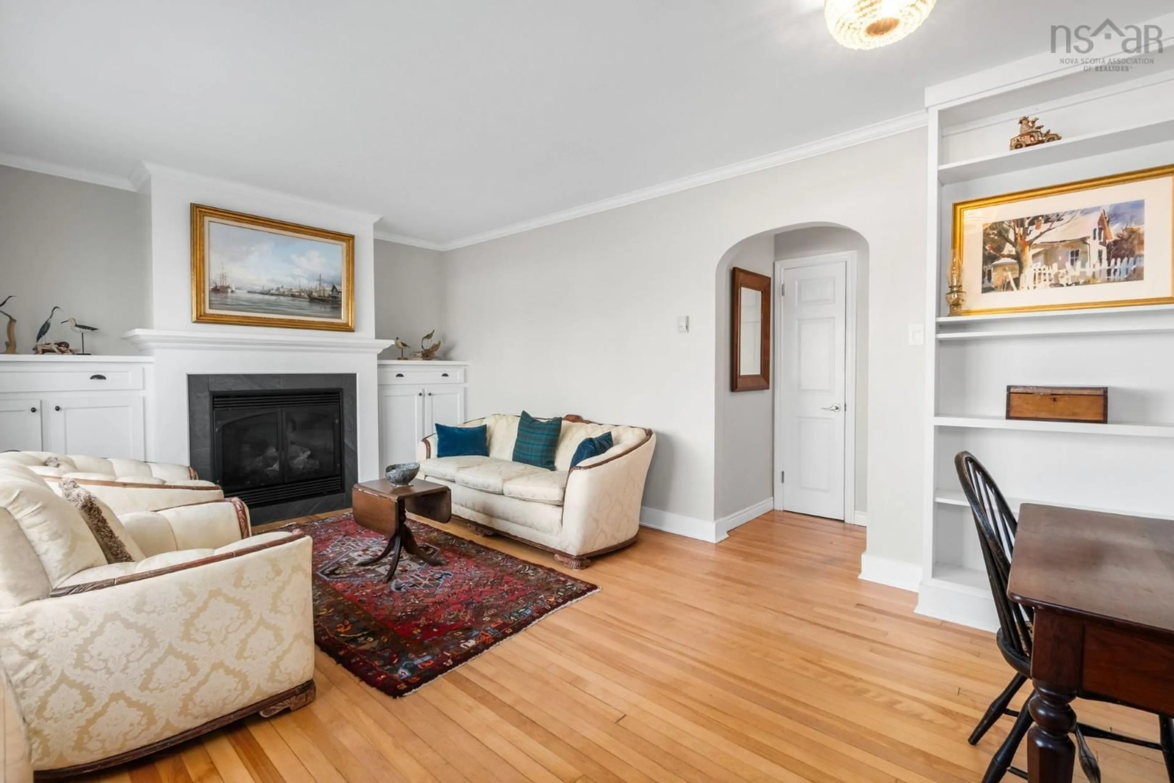 Living room with furniture, wood/laminate floor for 3119 Ashburn Ave, Halifax Nova Scotia B3L 4B8