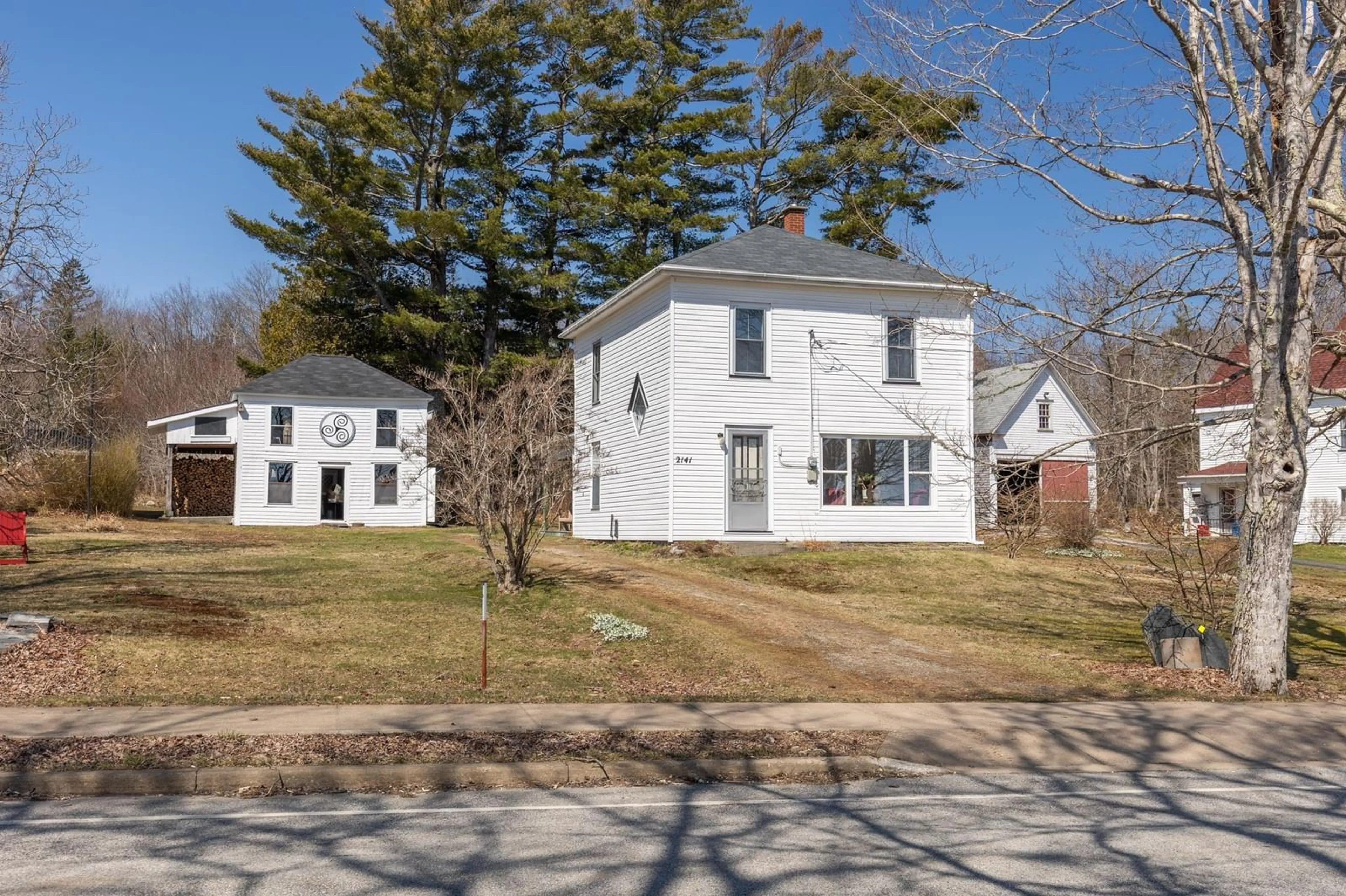 A pic from outside/outdoor area/front of a property/back of a property/a pic from drone, street for 2141 Highway 203, Kemptville Nova Scotia B5A 5P4