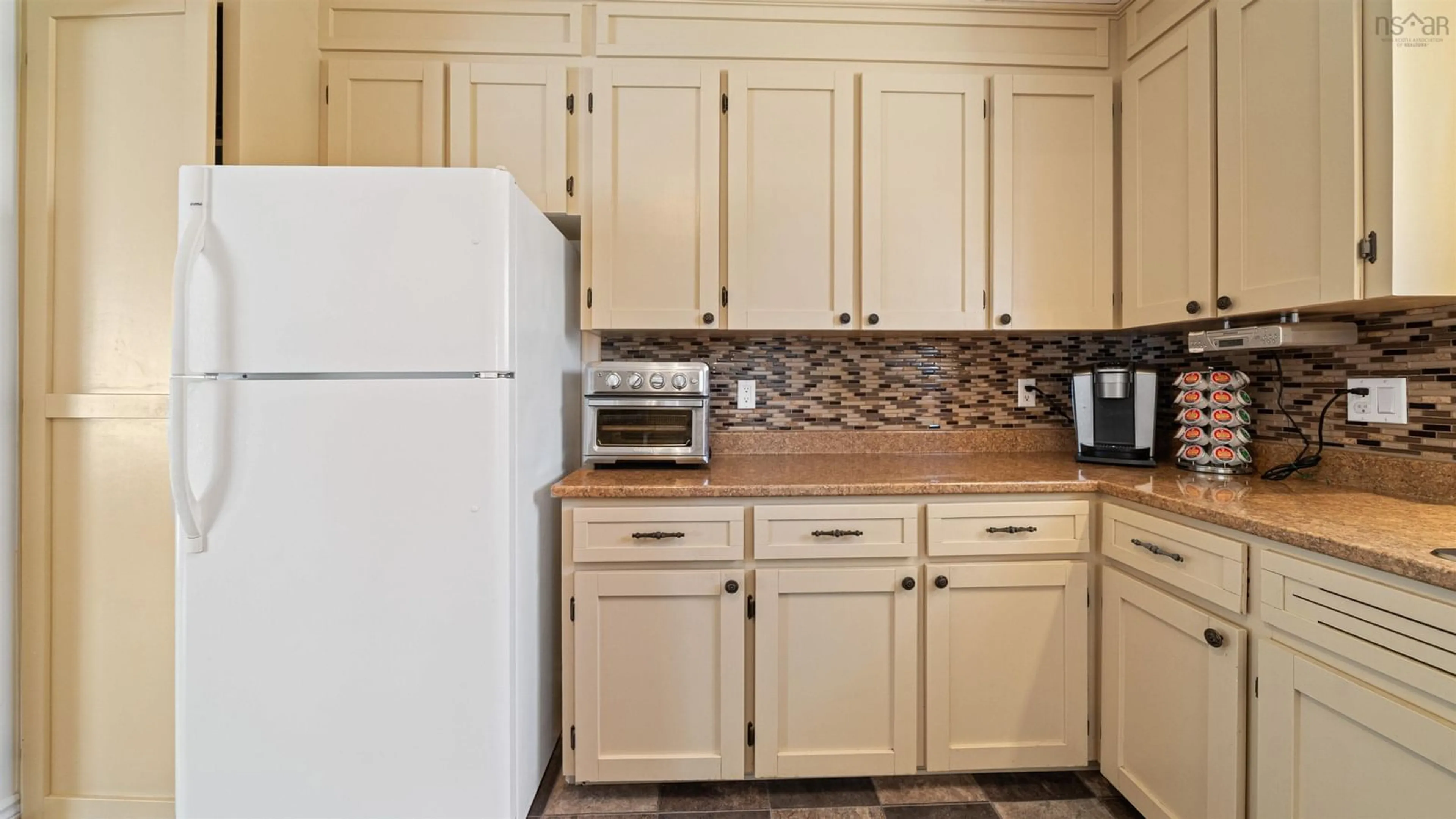 Standard kitchen, ceramic/tile floor for 34 Lethbridge Ave, Dartmouth Nova Scotia B2X 2X2