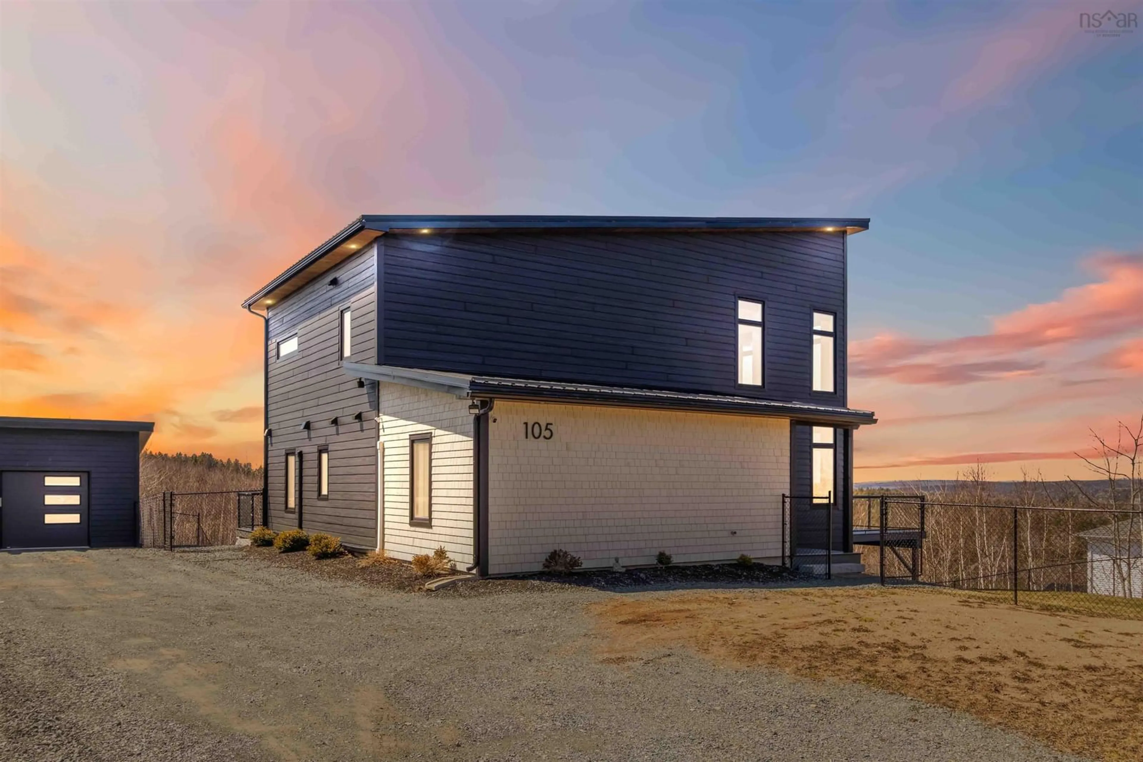 Home with vinyl exterior material, building for 105 Janda Cres, Tantallon Nova Scotia B3Z 4R7