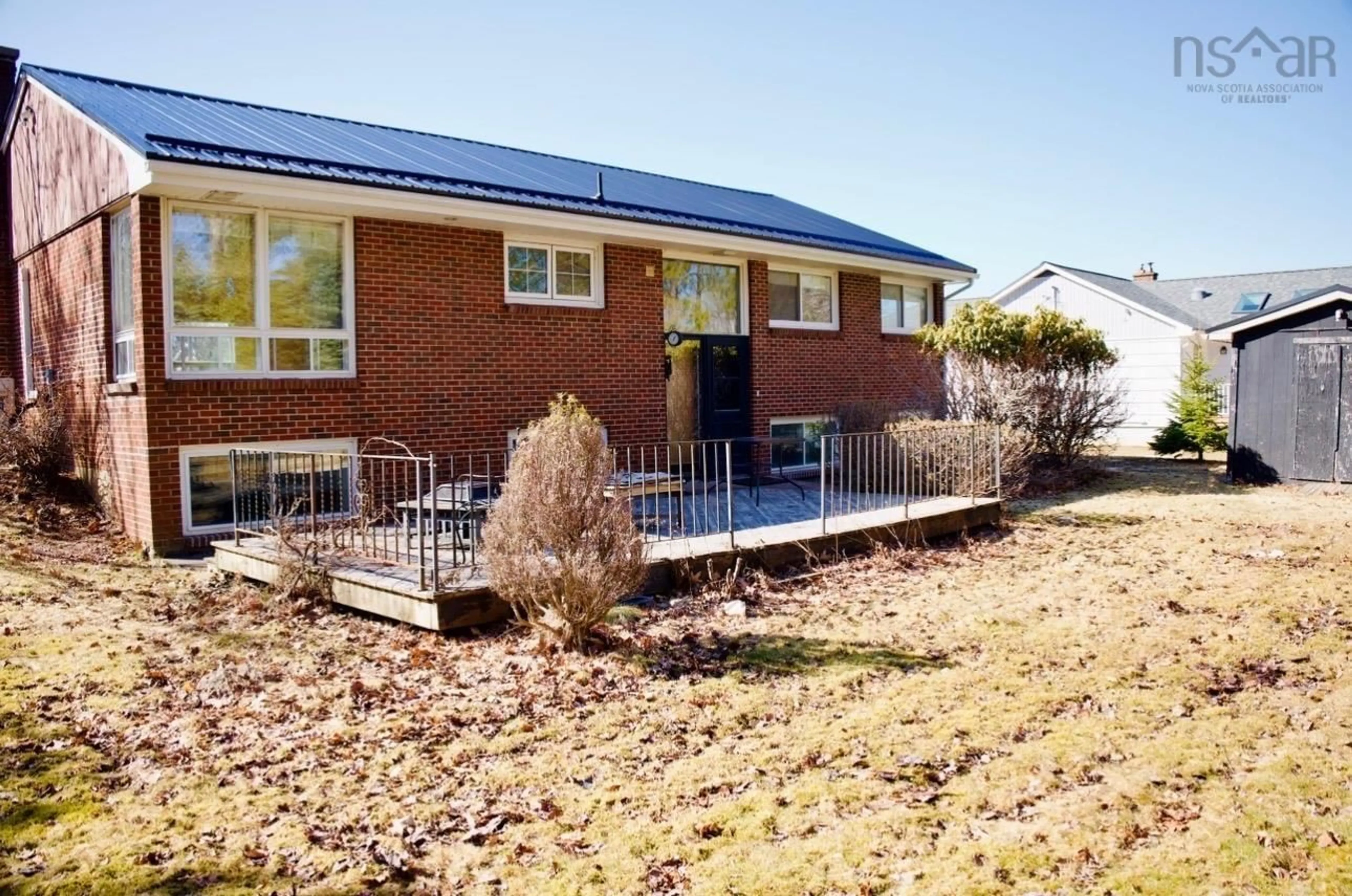 Home with brick exterior material, unknown for 109 Birch St, Stellarton Nova Scotia B0K 1S0