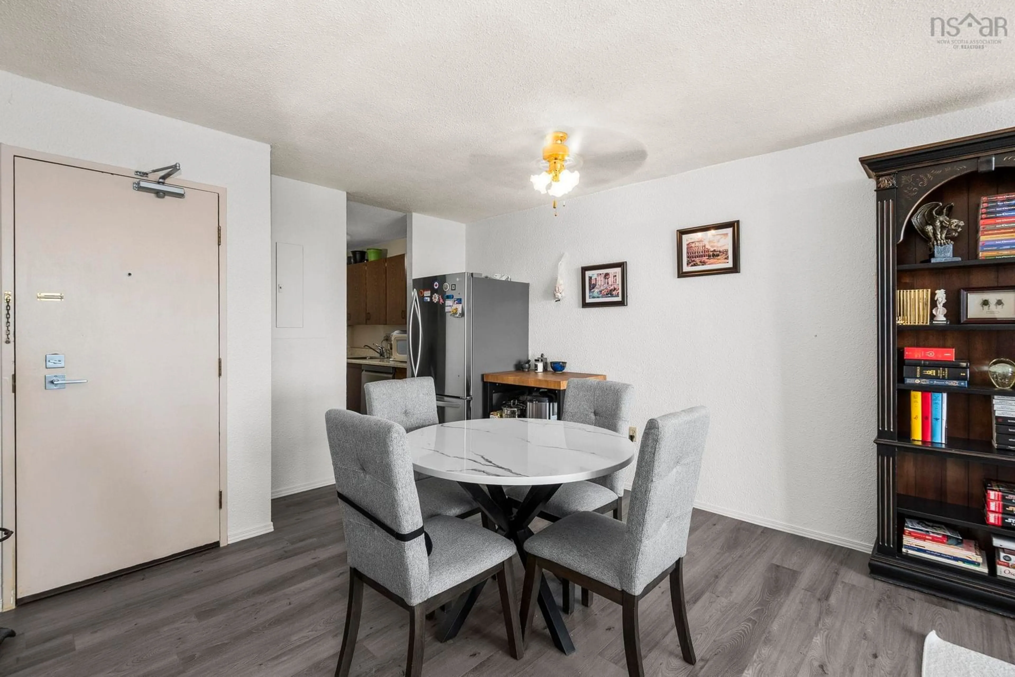 Dining room, wood/laminate floor for 5572 North Ridge Rd #407, Halifax Nova Scotia B3K 5K2