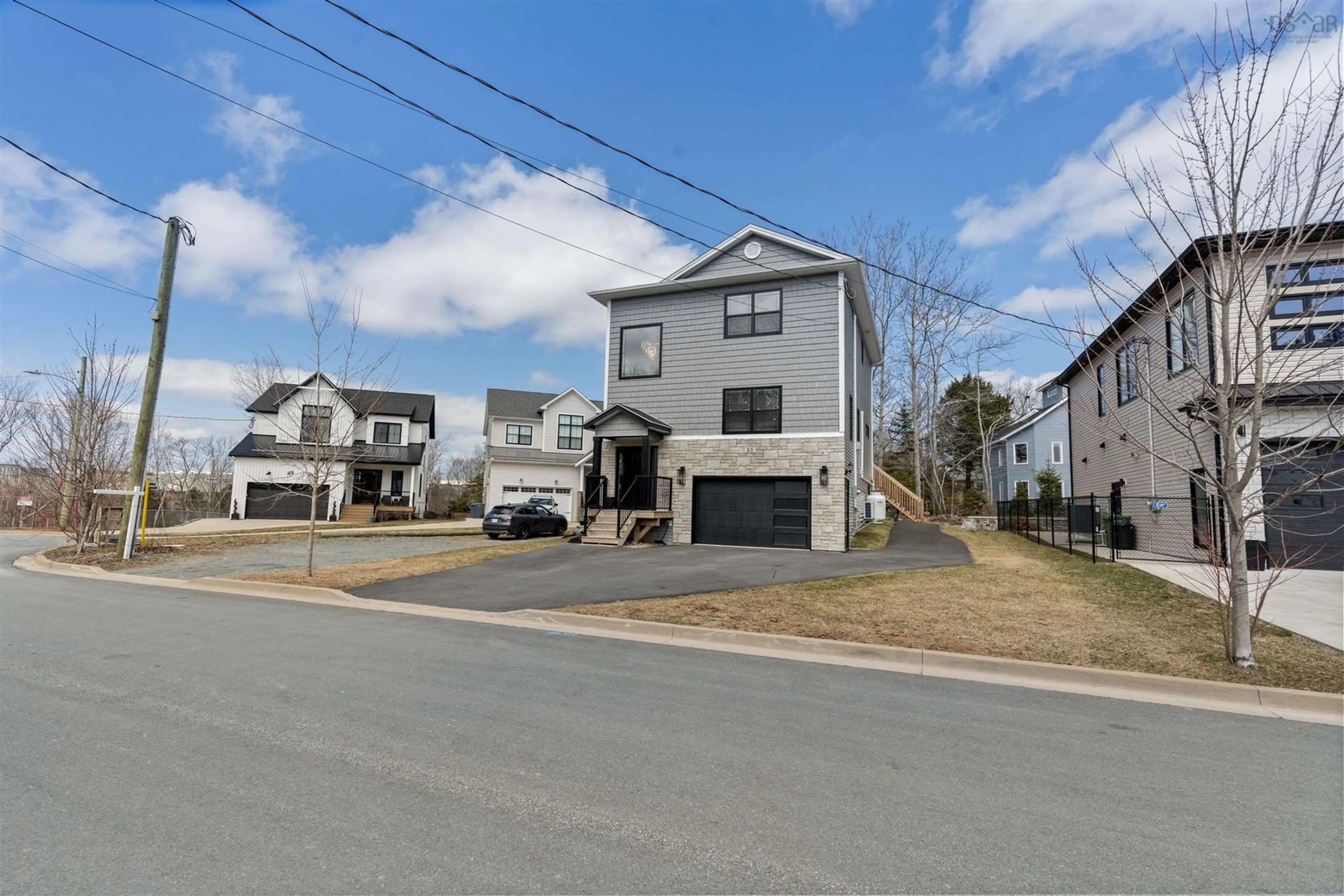 A pic from outside/outdoor area/front of a property/back of a property/a pic from drone, street for 35 Angel Crt, Dartmouth Nova Scotia B2X 0C1