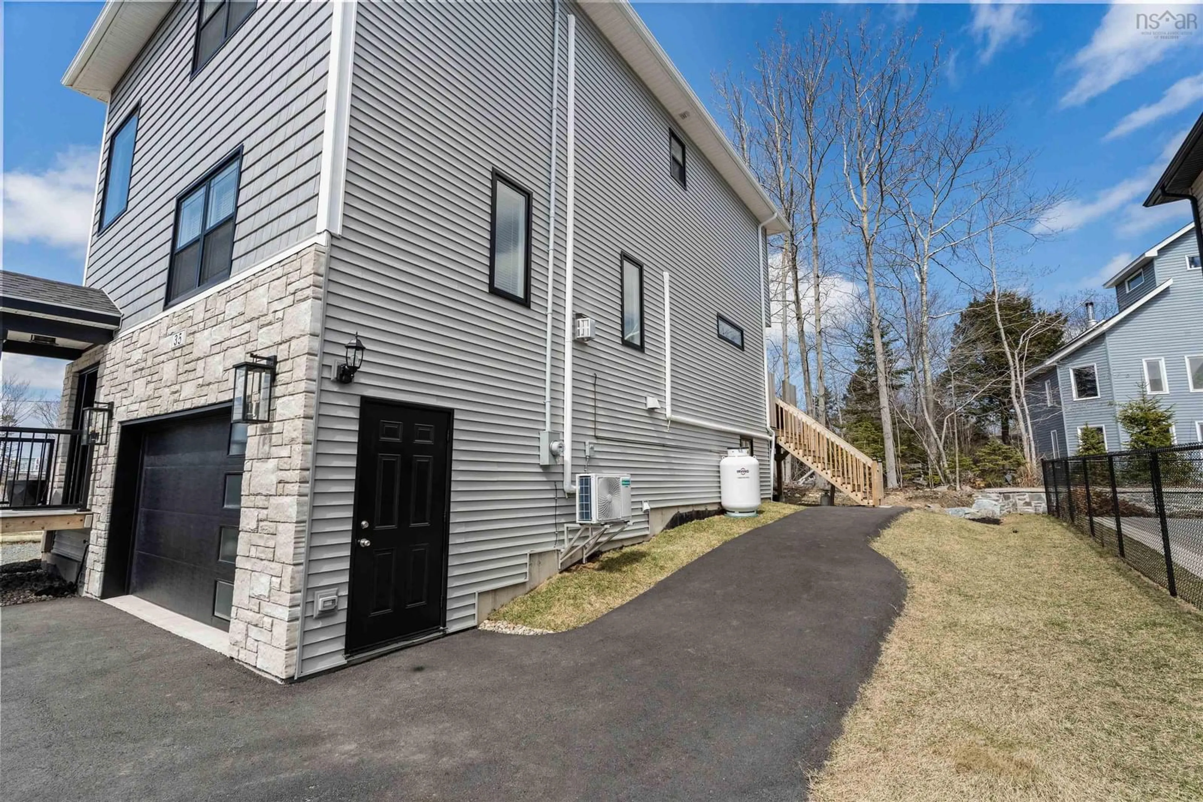 Unknown for 35 Angel Crt, Dartmouth Nova Scotia B2X 0C1