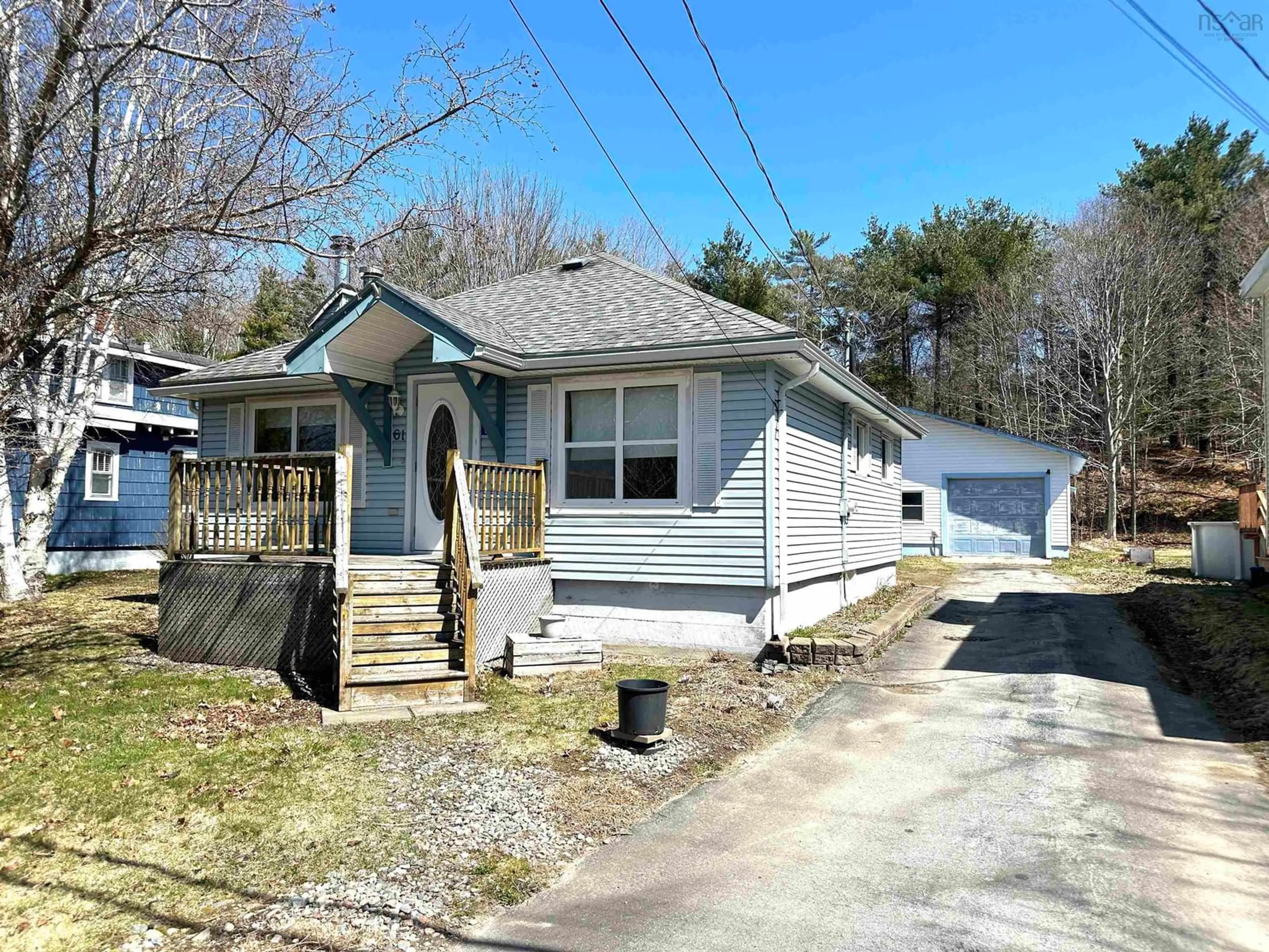 A pic from outside/outdoor area/front of a property/back of a property/a pic from drone, street for 61 Hillside Rd, Brooklyn Nova Scotia B0J 1H0