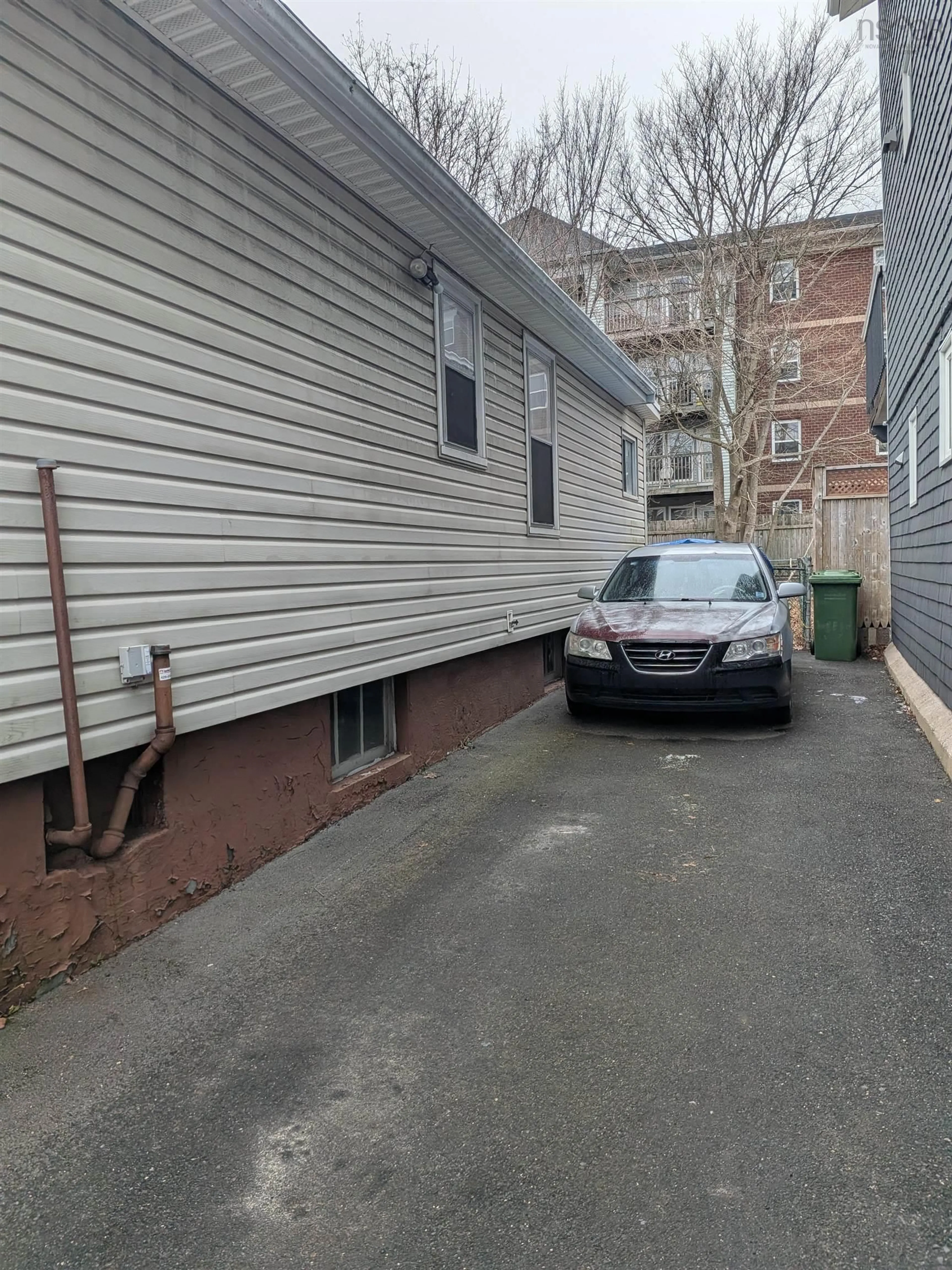 Parking for 5655 Macara St, Halifax Nova Scotia B3K 1W3
