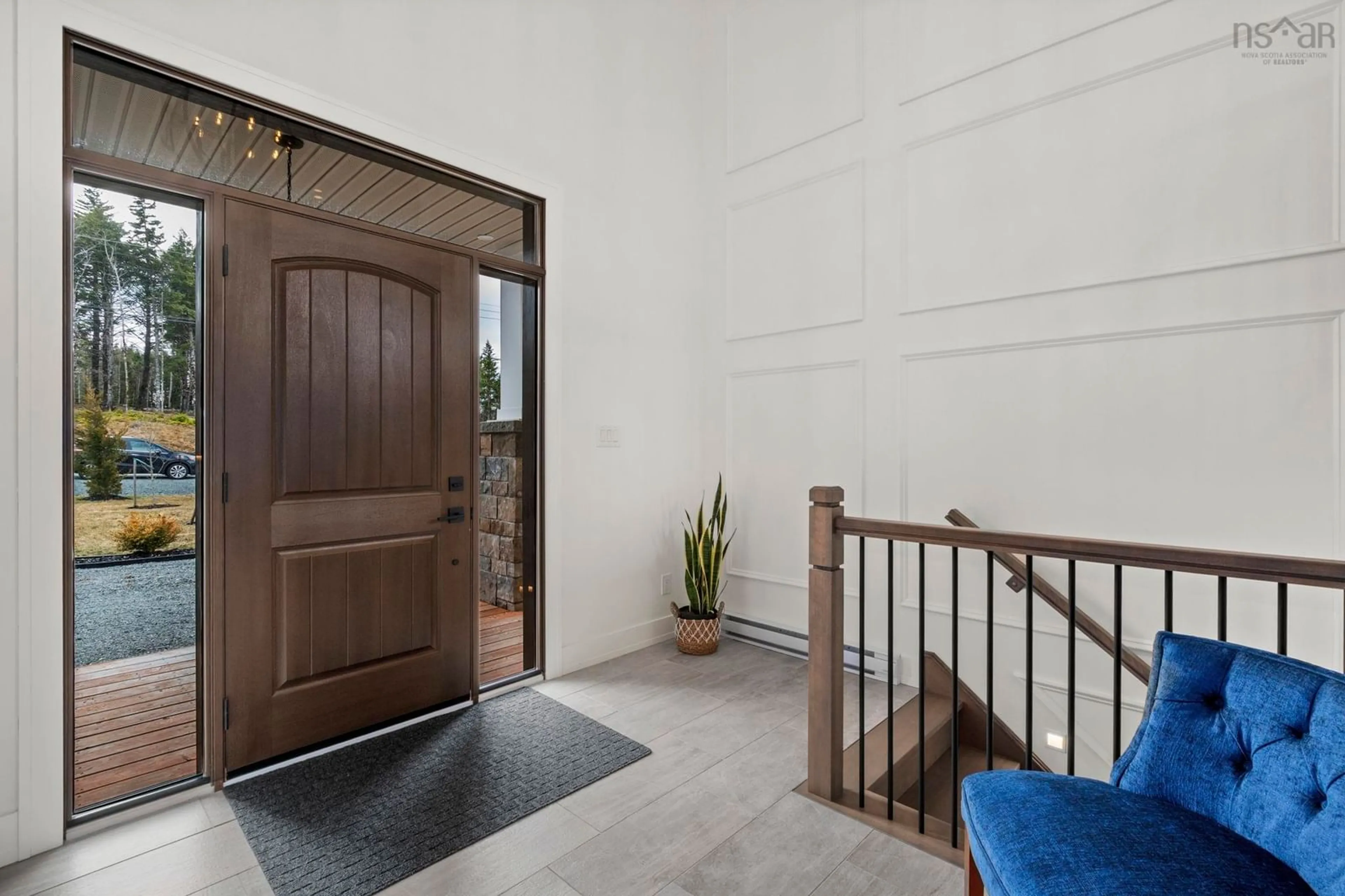 Indoor entryway for 237 Magenta Dr, Upper Sackville Nova Scotia B4E 0M7
