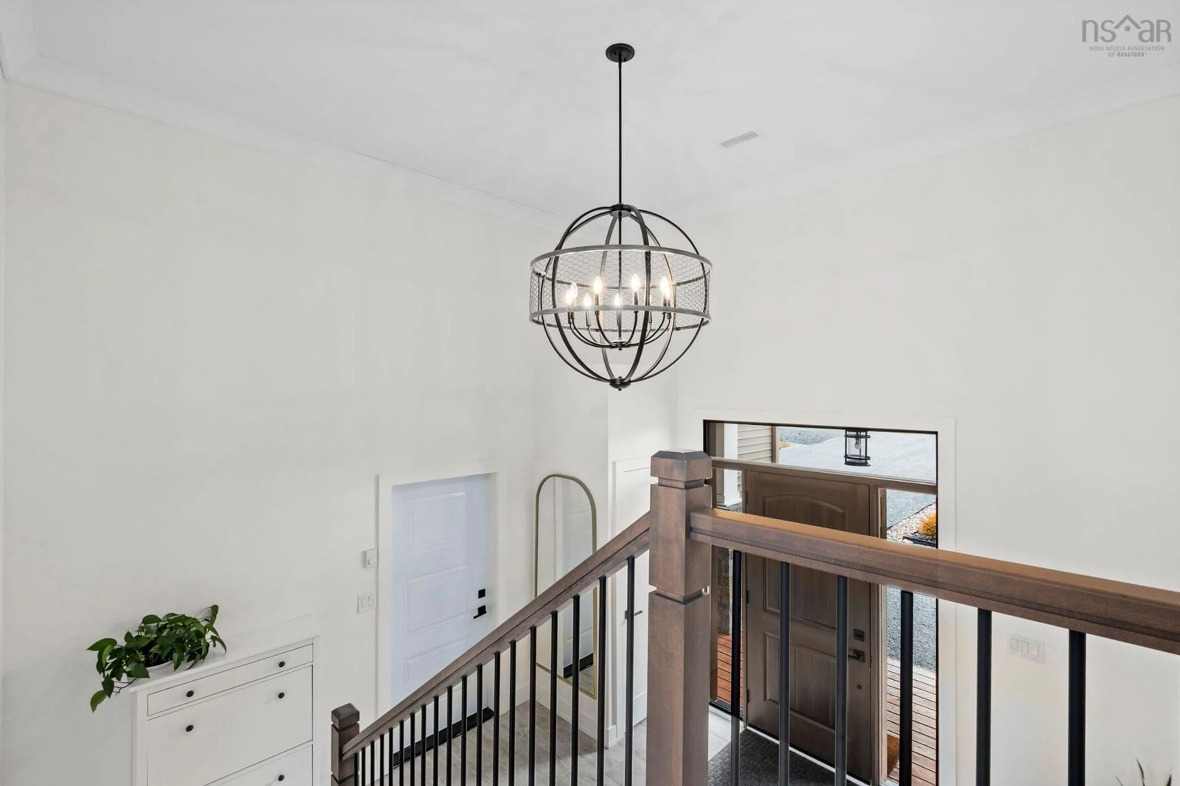 Indoor foyer for 237 Magenta Dr, Upper Sackville Nova Scotia B4E 0M7