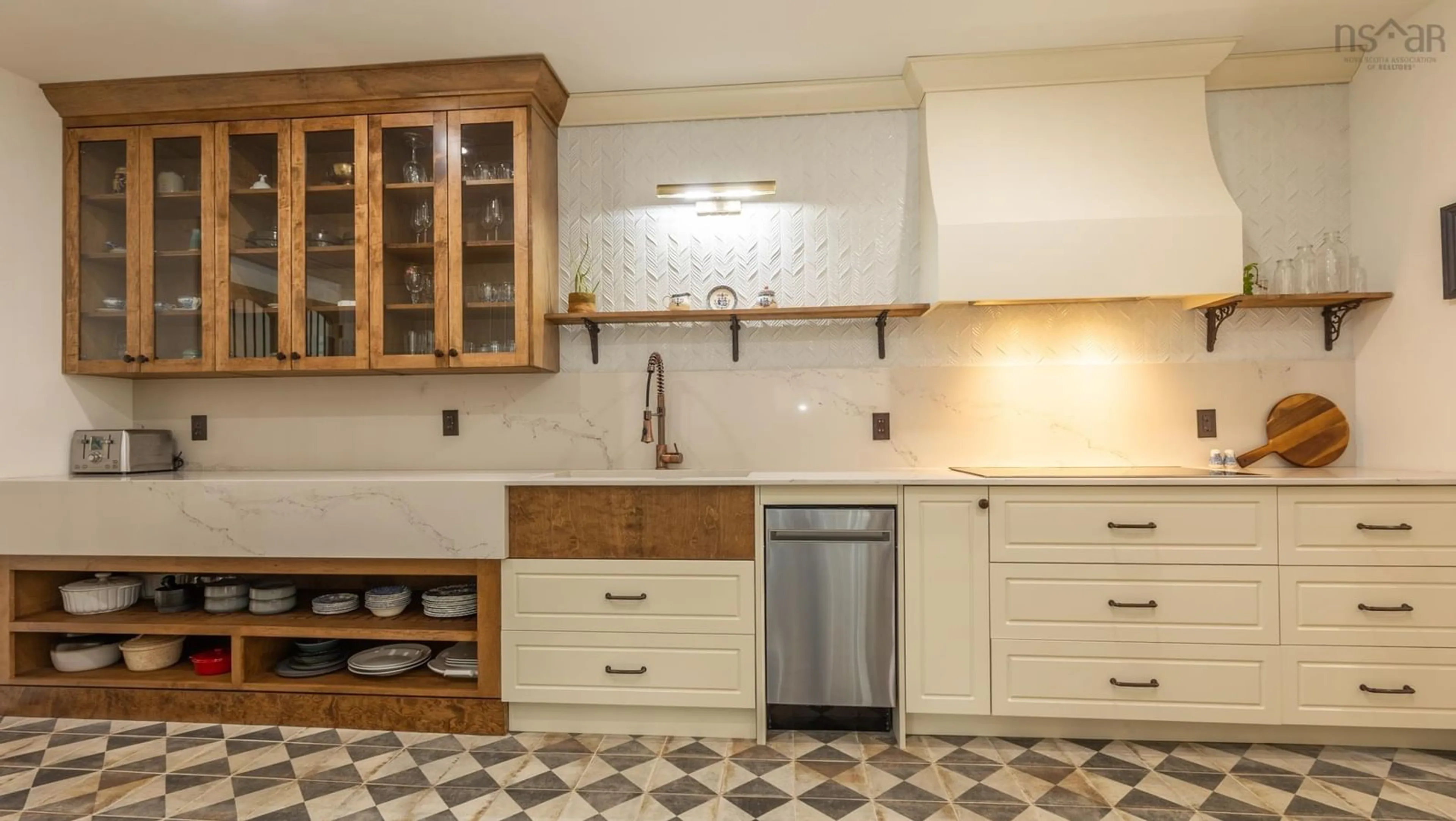 Unknown for 34 Chester St, Yarmouth Nova Scotia B5A 2X6