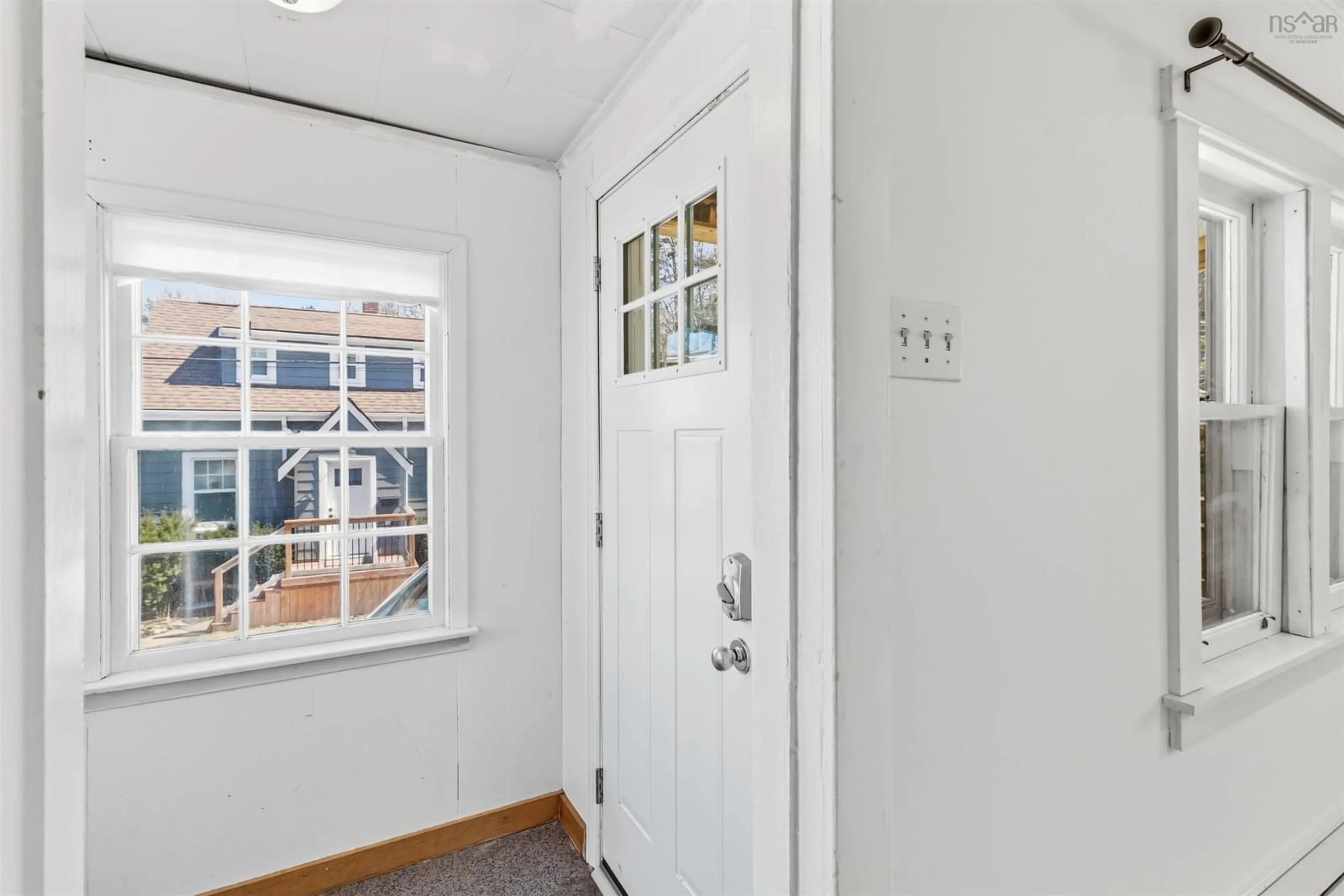 Indoor entryway for 16 Cottage Rd, Halifax Nova Scotia B3N 1H3