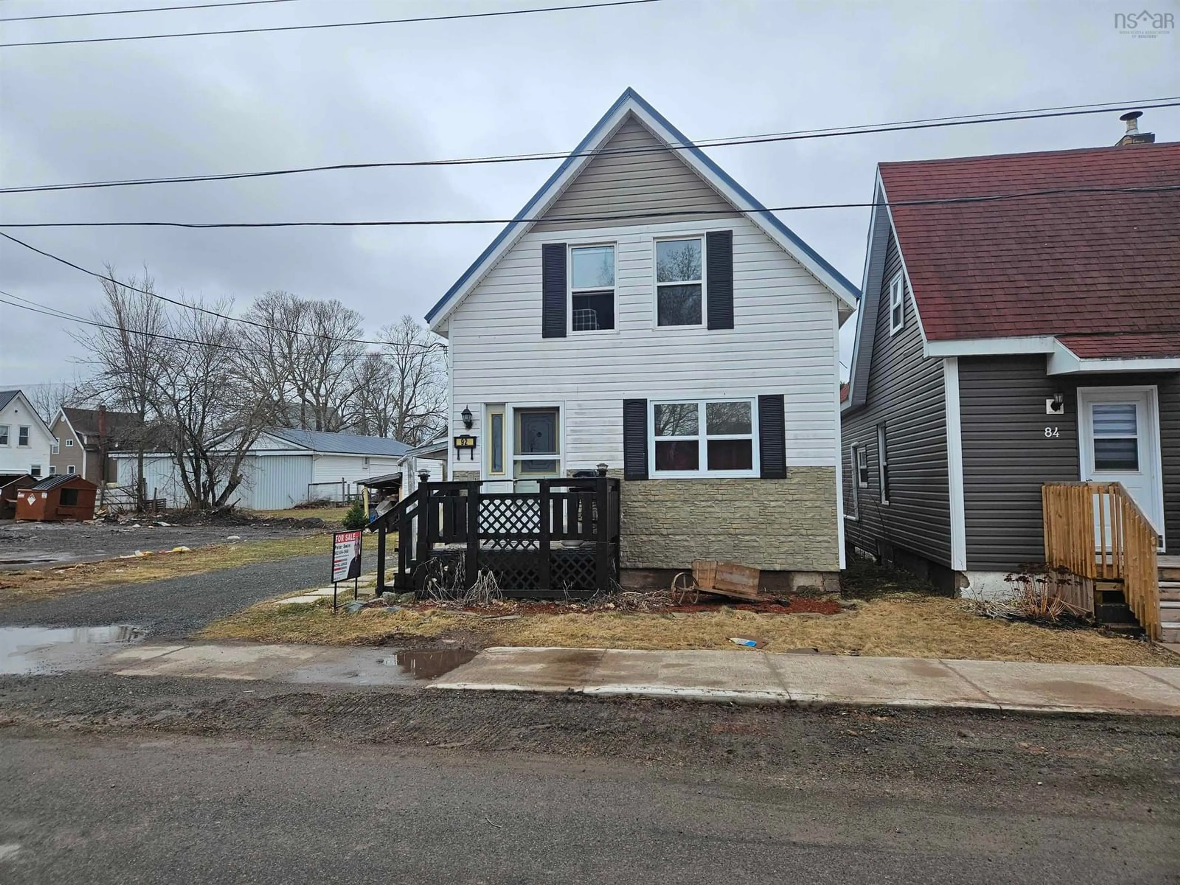 A pic from outside/outdoor area/front of a property/back of a property/a pic from drone, street for 92 Rideau St, Oxford Nova Scotia B0M 1P0